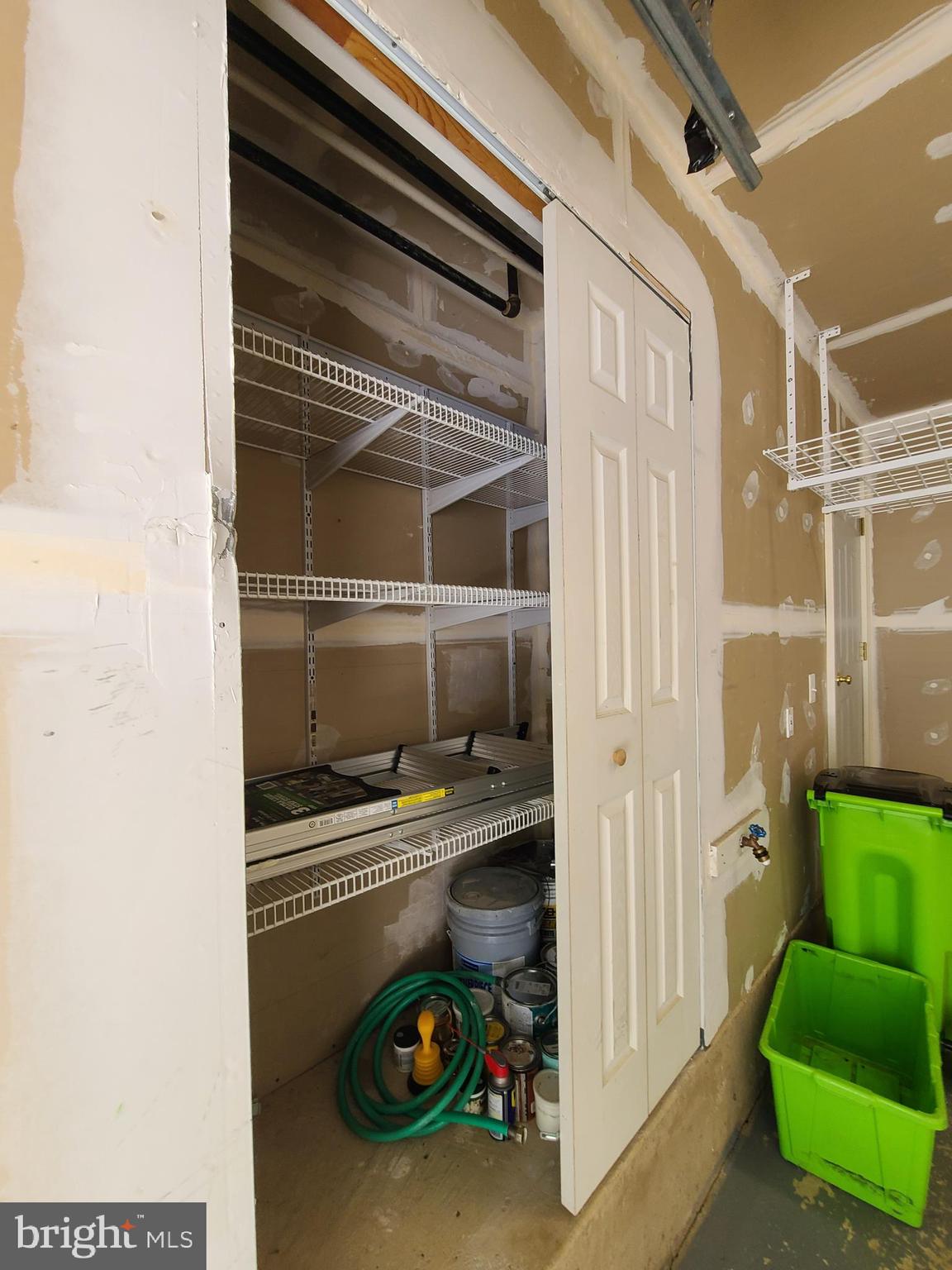 CAMERON STATION - Residential Lease