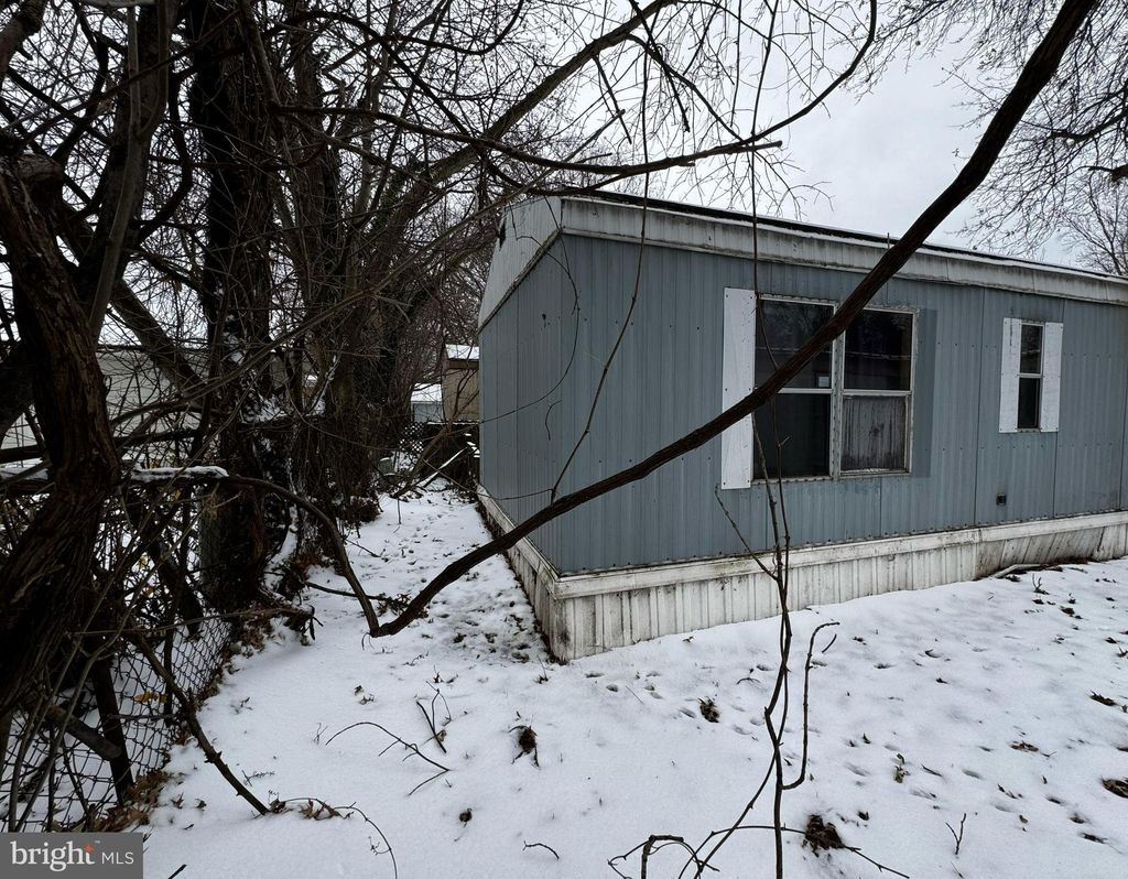 Photo of 1417 Wana Drive, ERIE, PA 16505 (MLS # PAER2000116)