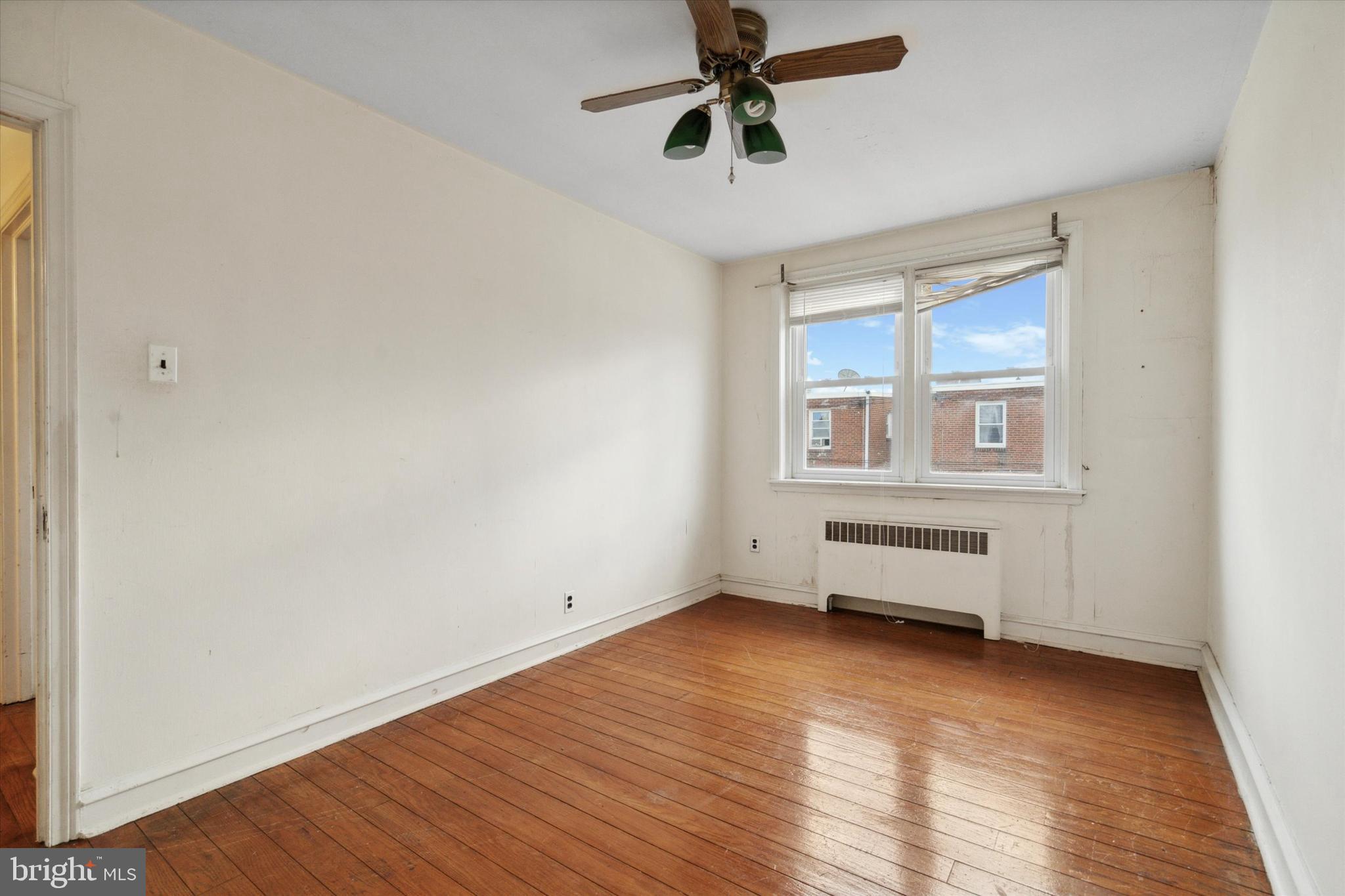 OXFORD CIRCLE - Residential