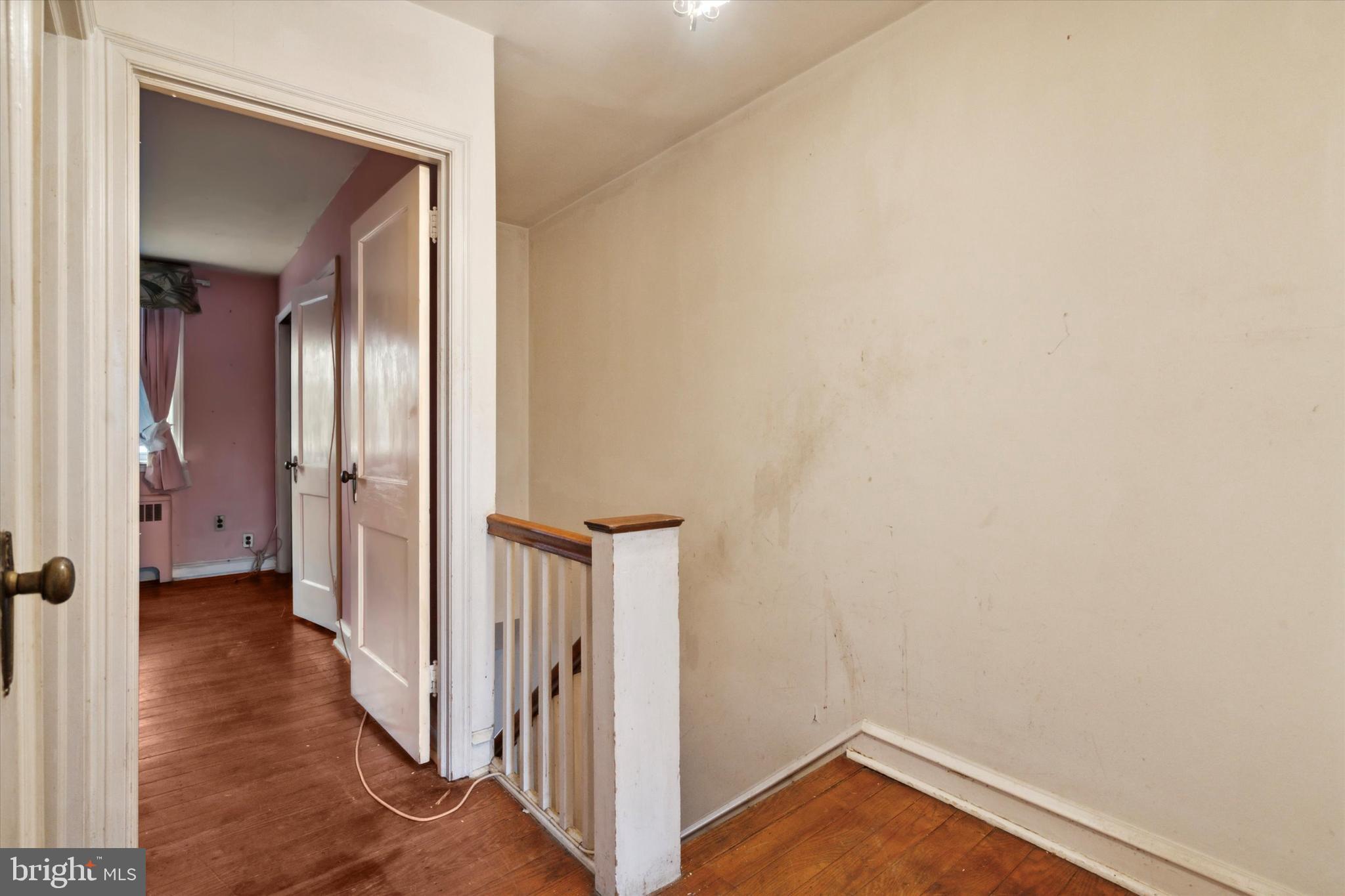 OXFORD CIRCLE - Residential