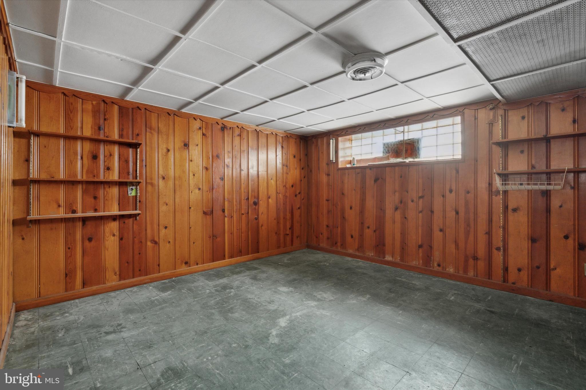 OXFORD CIRCLE - Residential