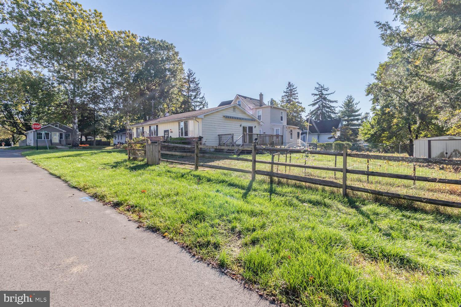 5 LINCOLN AVENUE
