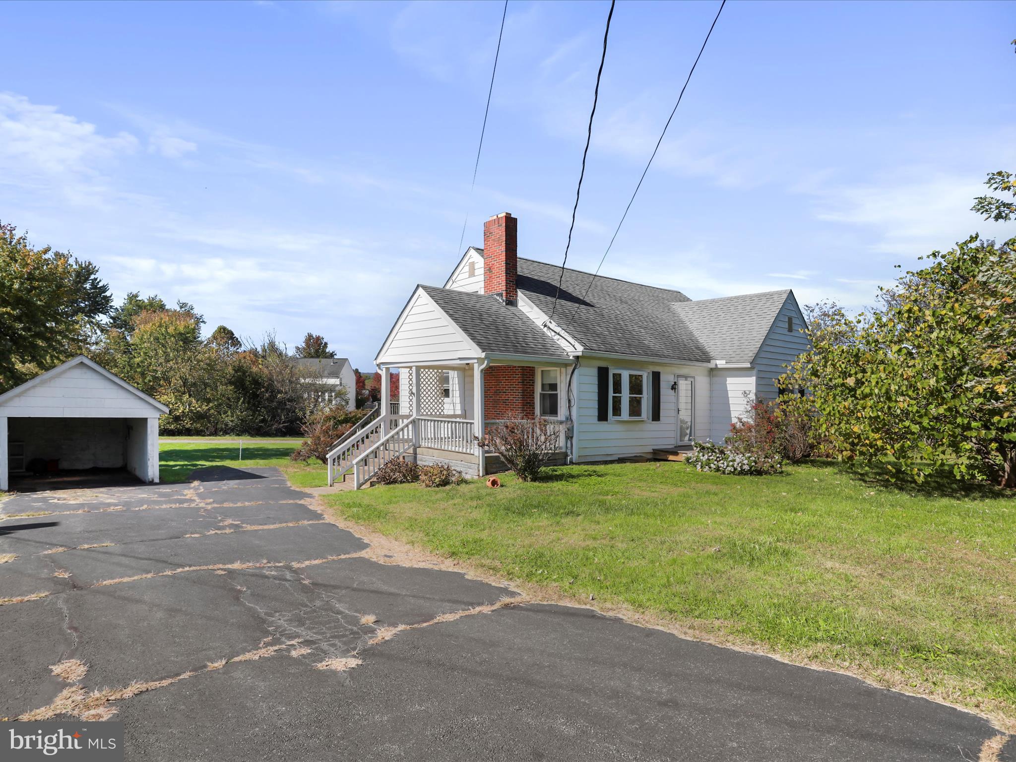 33 N BERLIN PIKE