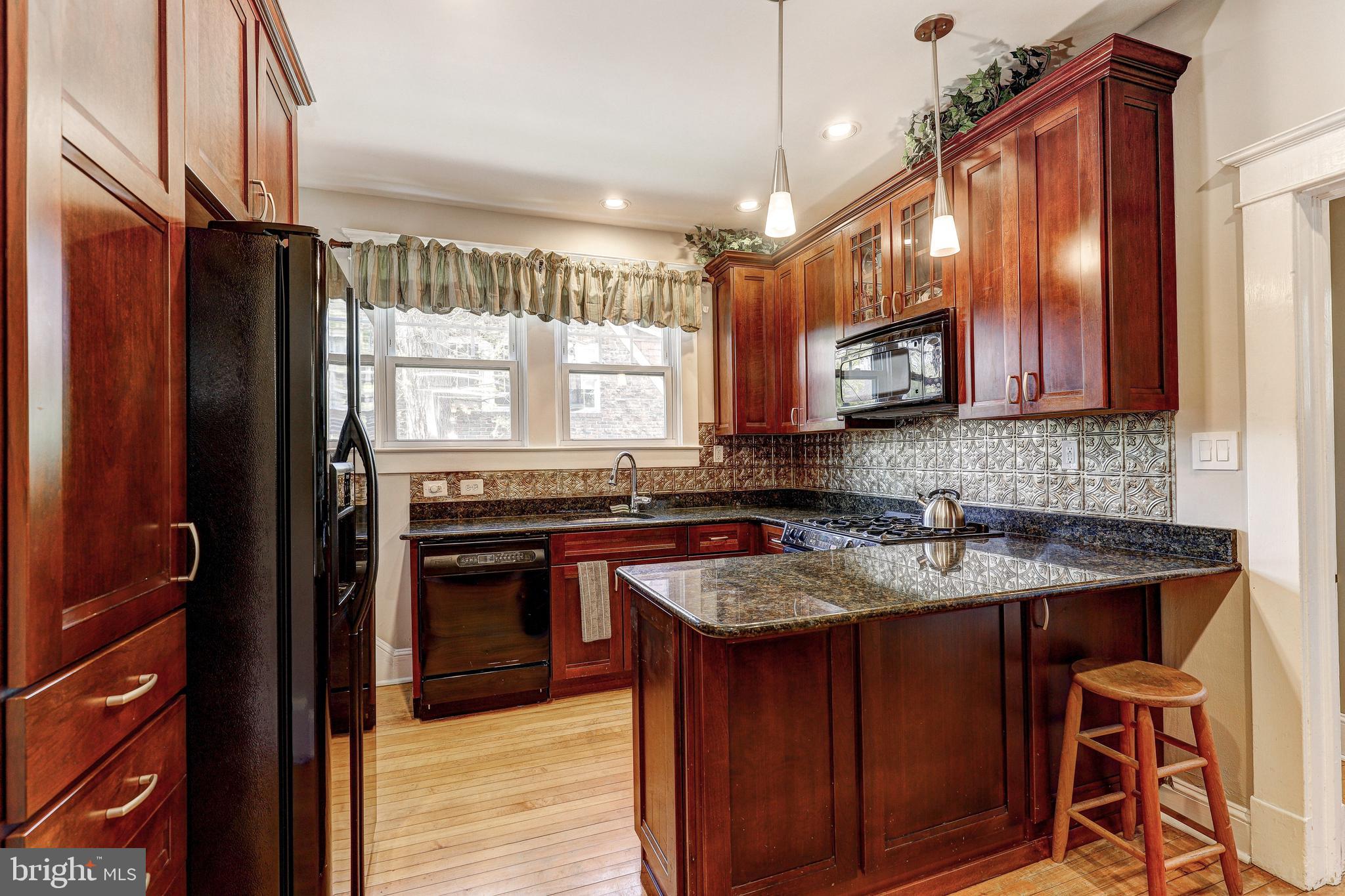 HUNTING RIDGE HISTORIC DISTRICT - Residential