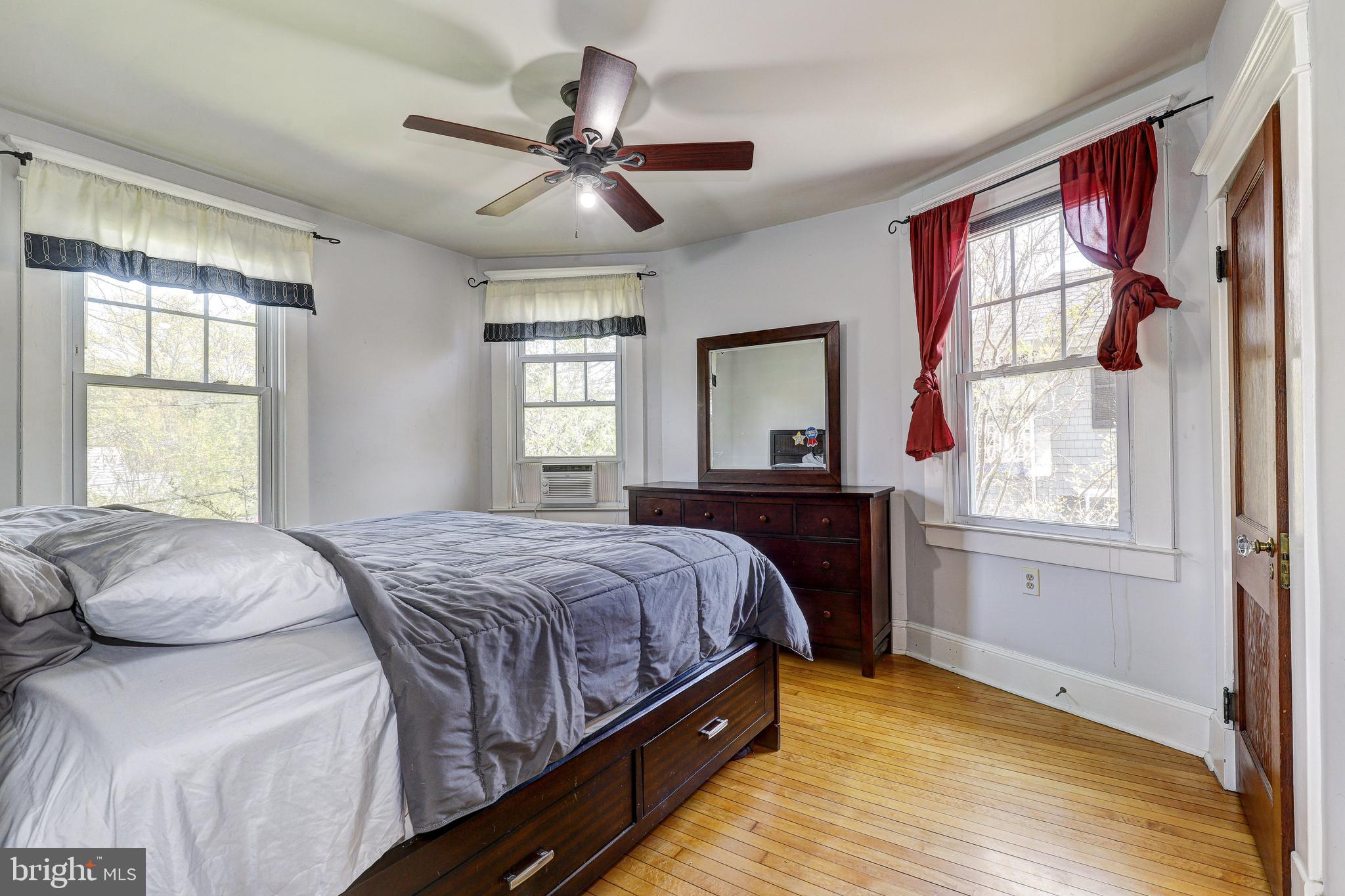 HUNTING RIDGE HISTORIC DISTRICT - Residential