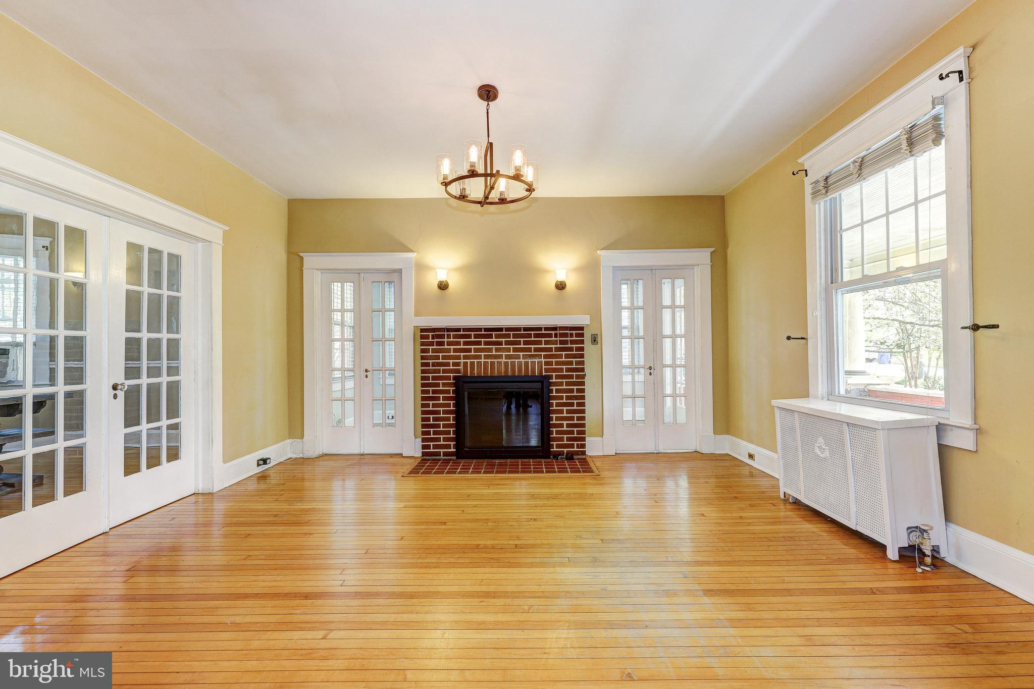 HUNTING RIDGE HISTORIC DISTRICT - Residential