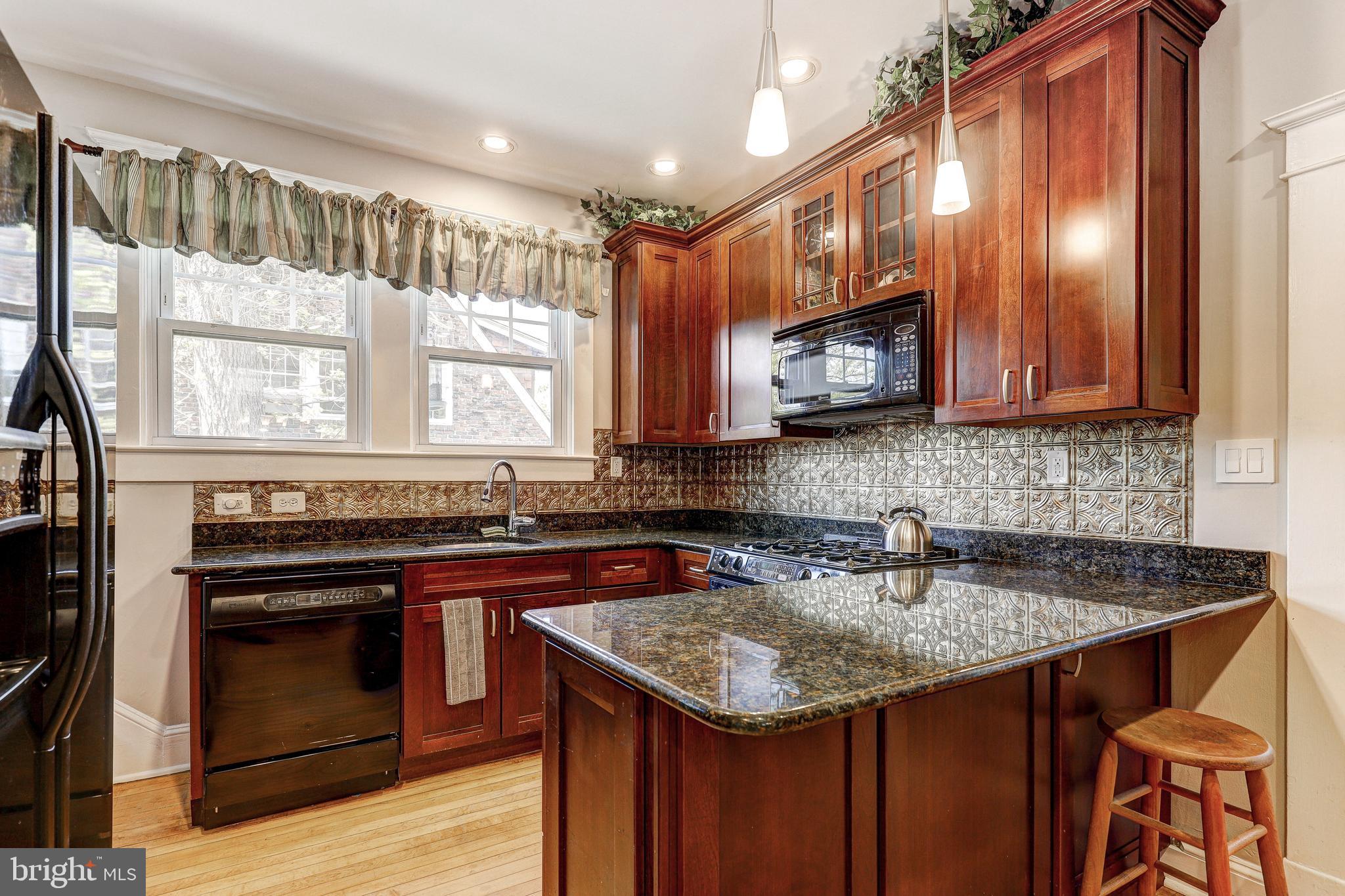 HUNTING RIDGE HISTORIC DISTRICT - Residential