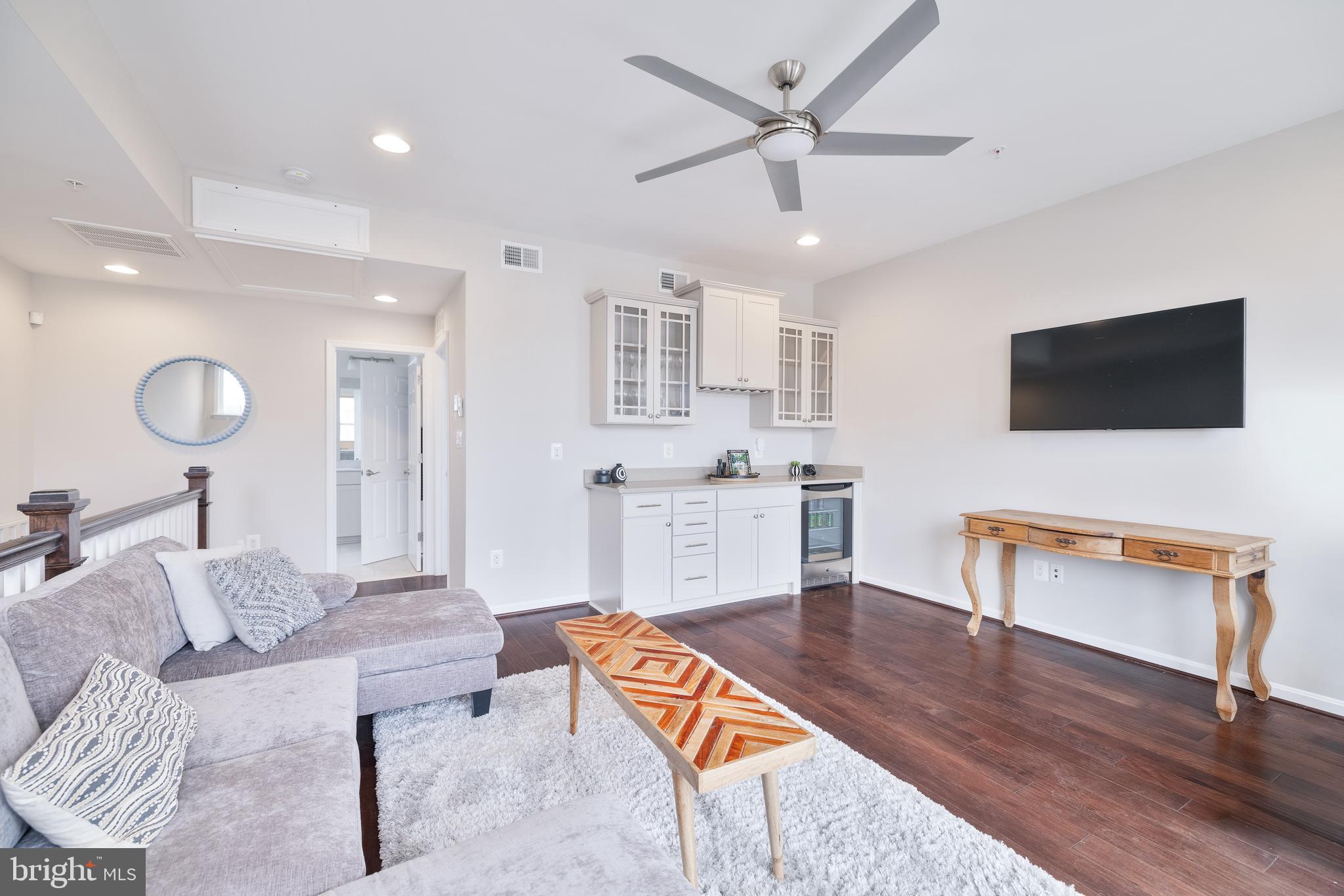 HAMPDEN HISTORIC DISTRICT - Residential