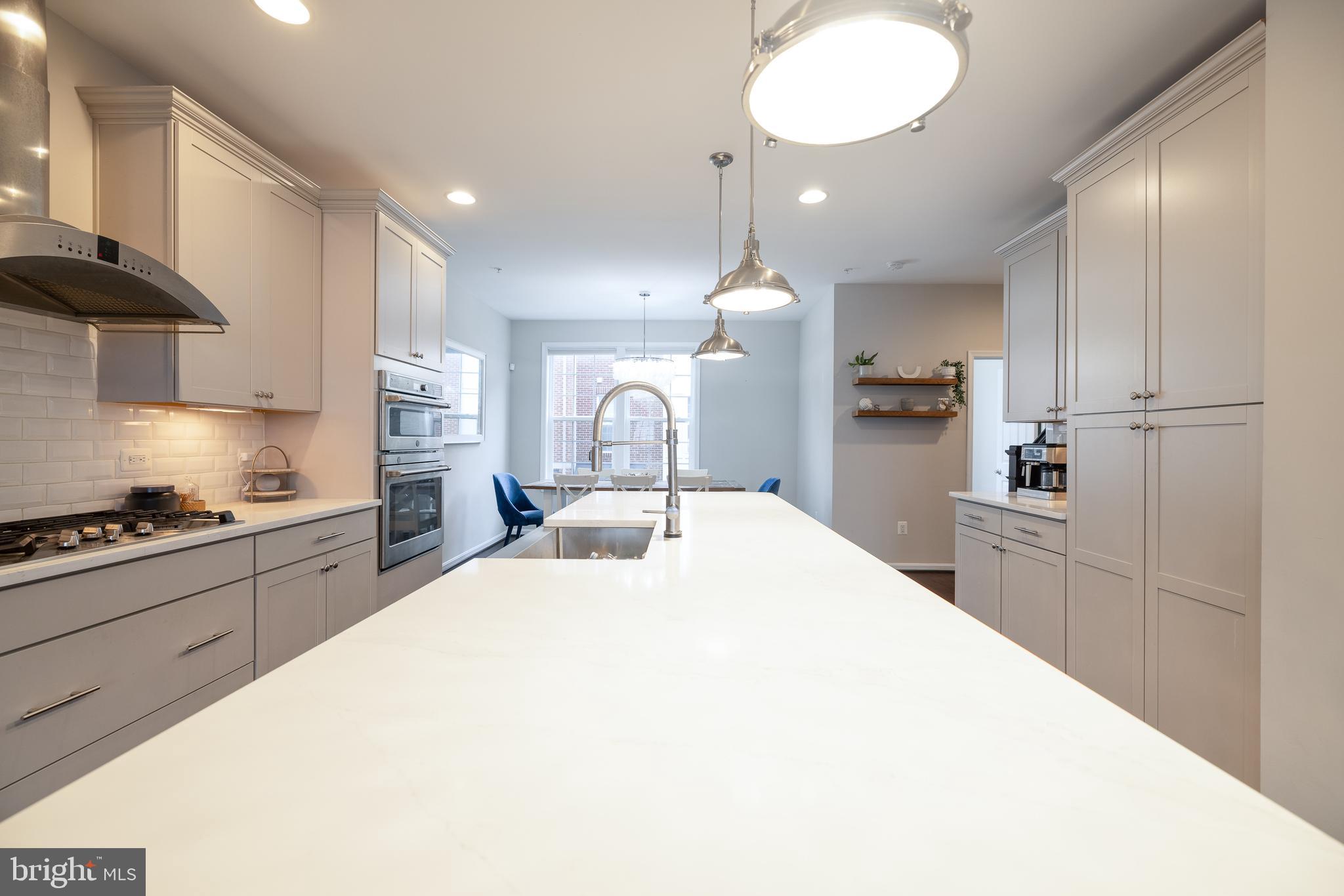 HAMPDEN HISTORIC DISTRICT - Residential