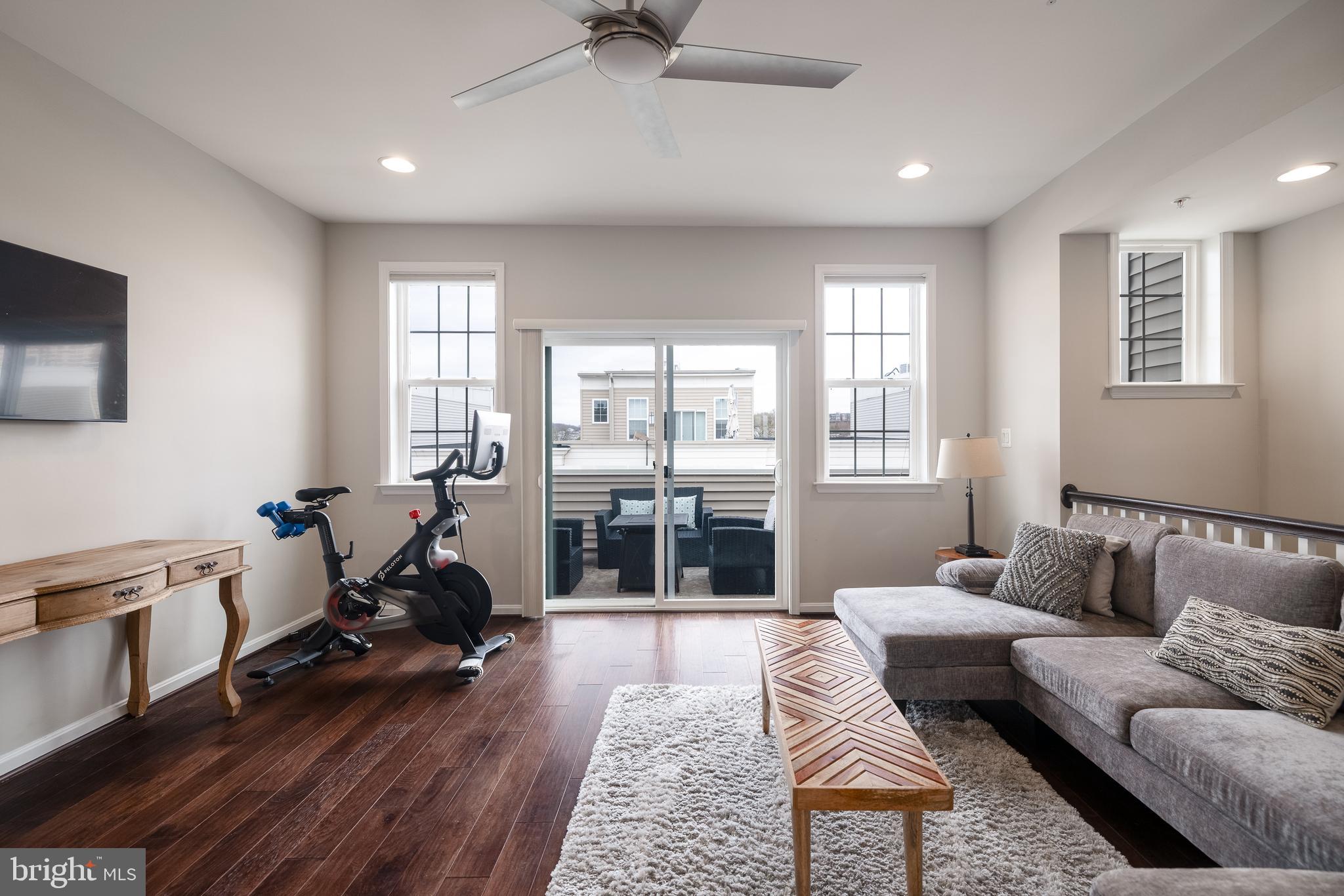 HAMPDEN HISTORIC DISTRICT - Residential