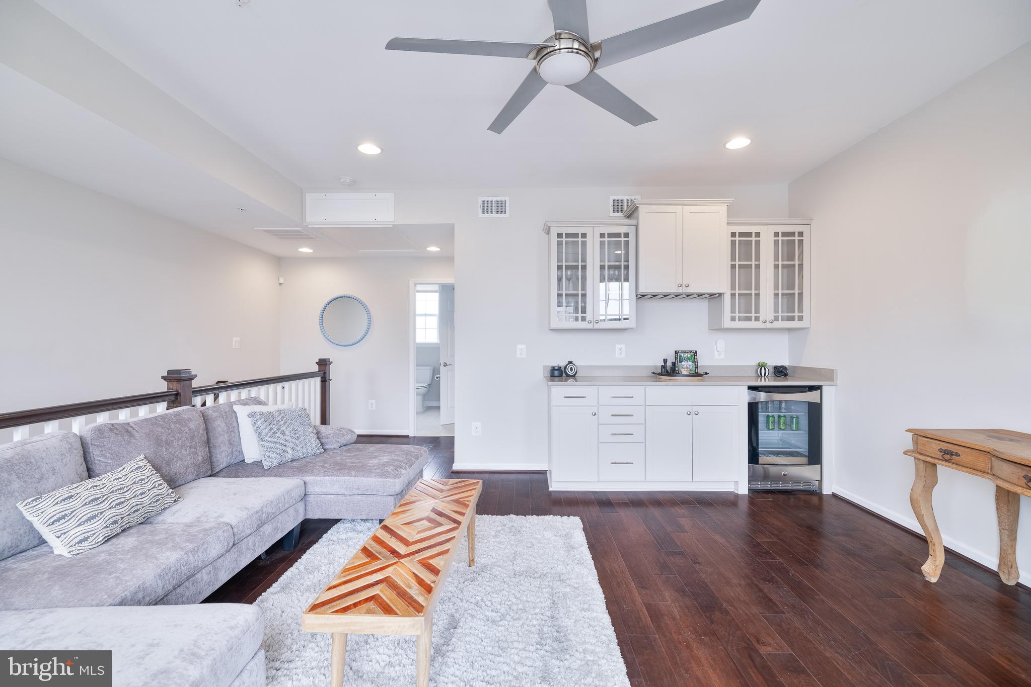 HAMPDEN HISTORIC DISTRICT - Residential