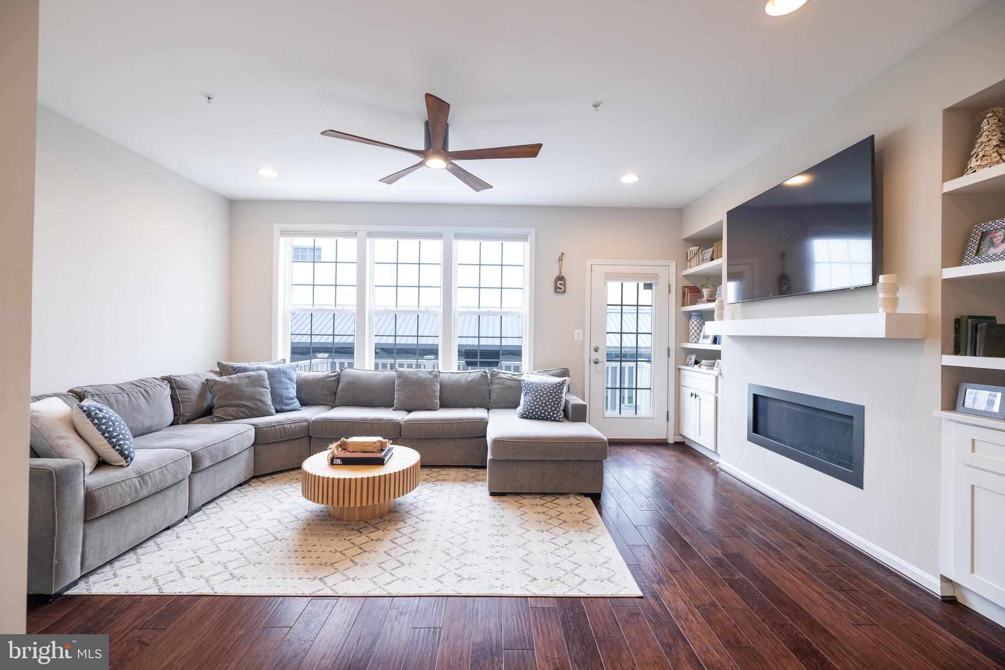 HAMPDEN HISTORIC DISTRICT - Residential