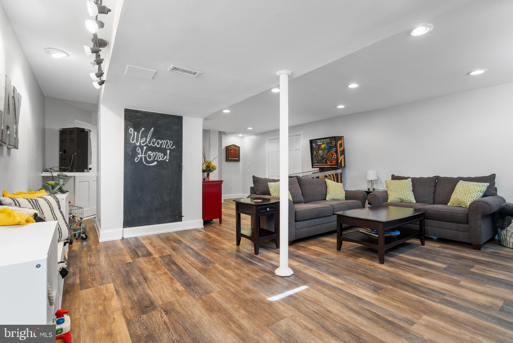 ELDERSBURG ESTATES - Residential