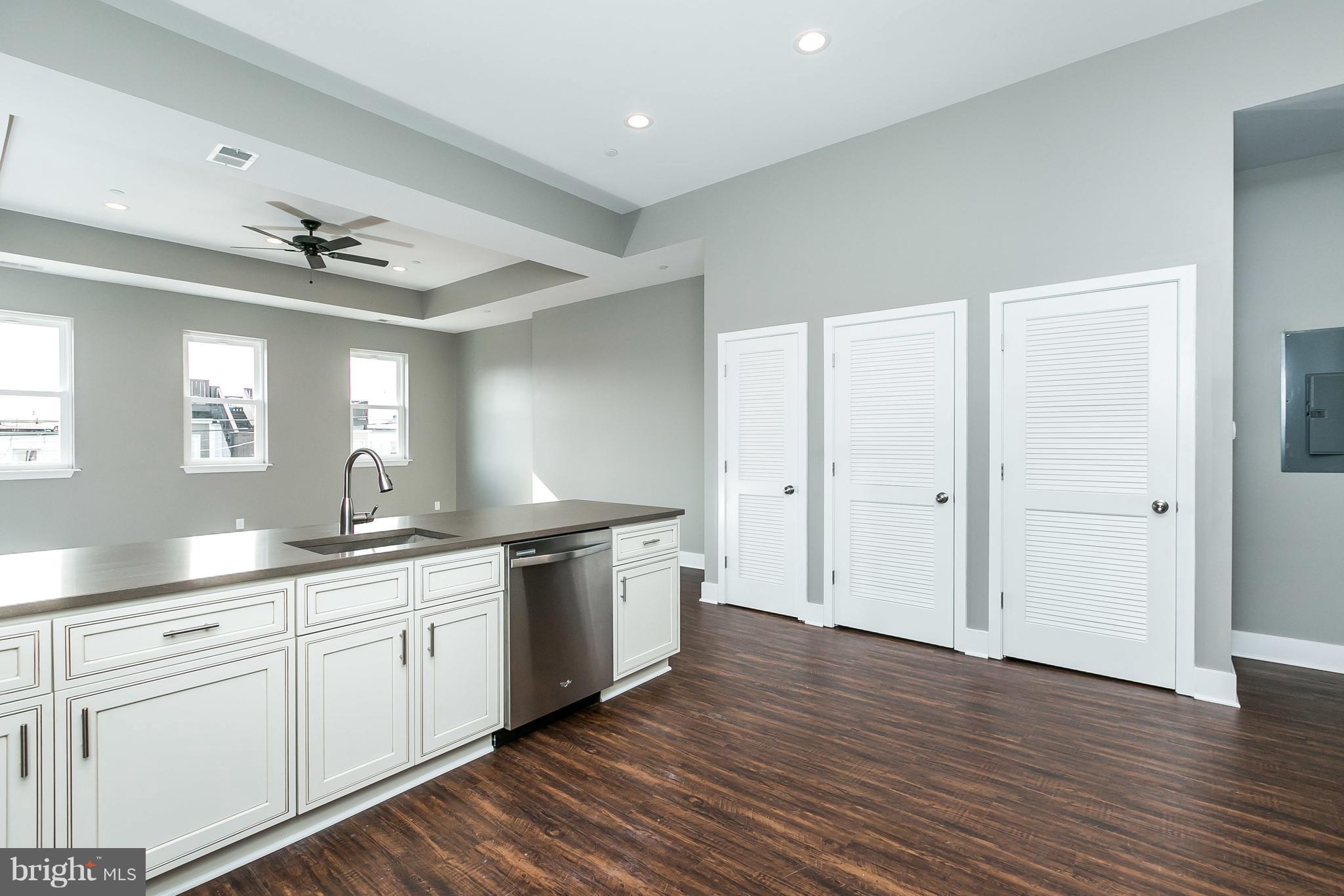 HIGHLANDTOWN - Residential Lease