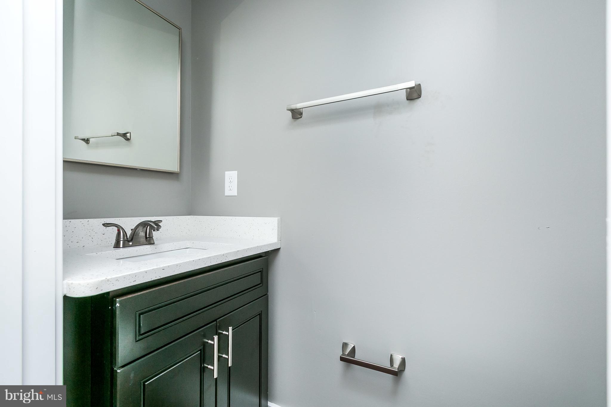 HIGHLANDTOWN - Residential Lease