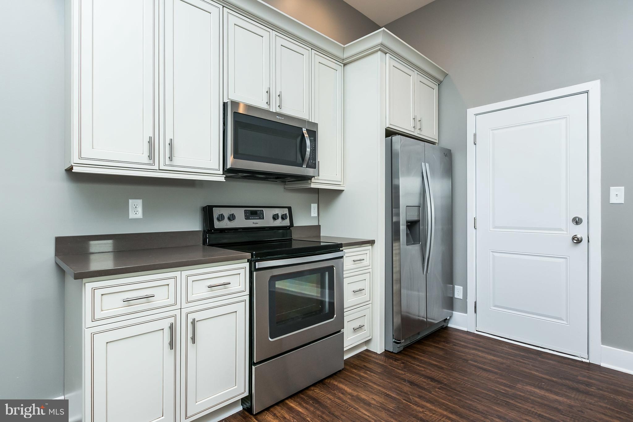 HIGHLANDTOWN - Residential Lease