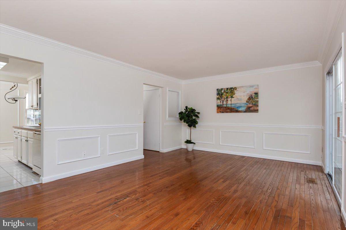 CROFTON SQUARE - Residential