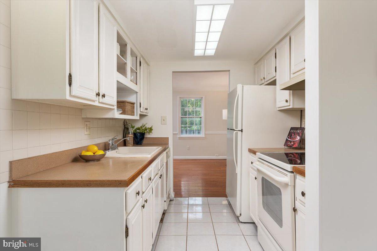 CROFTON SQUARE - Residential