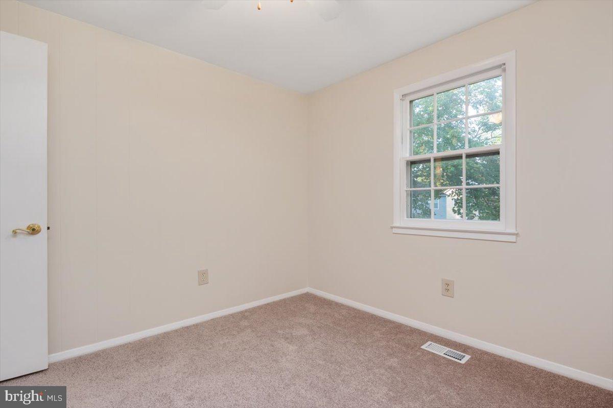 CROFTON SQUARE - Residential