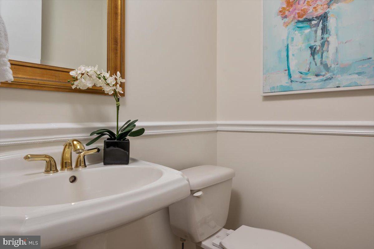 CROFTON SQUARE - Residential