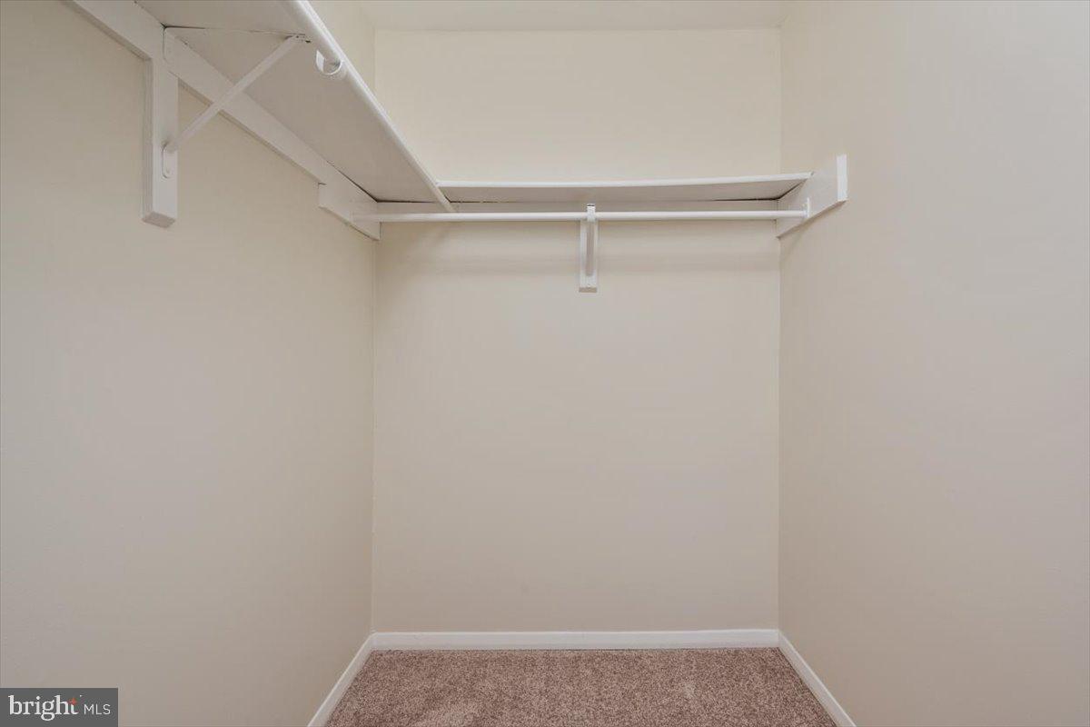 CROFTON SQUARE - Residential