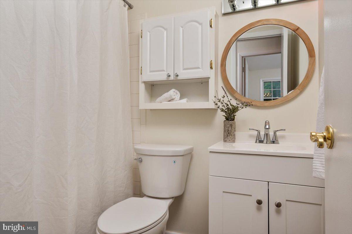 CROFTON SQUARE - Residential