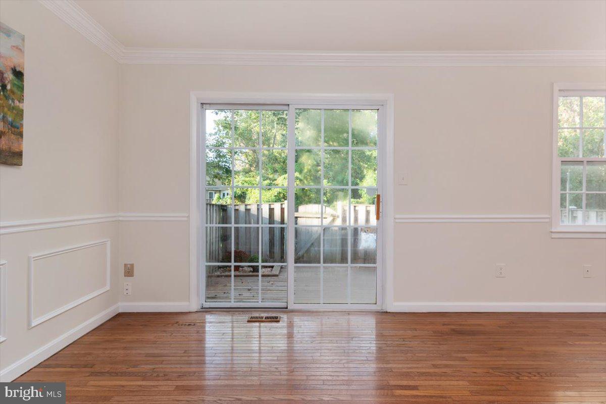 CROFTON SQUARE - Residential