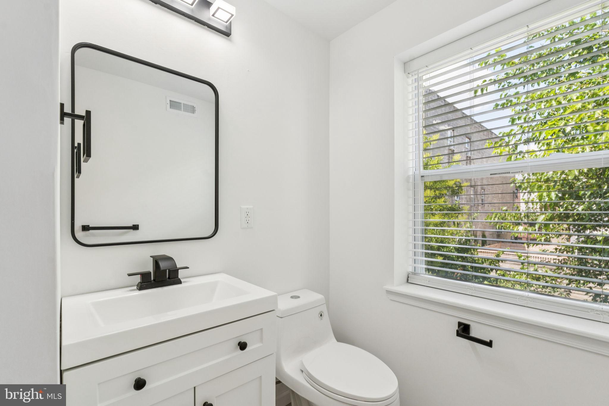 NORRIS SQUARE - Residential Lease