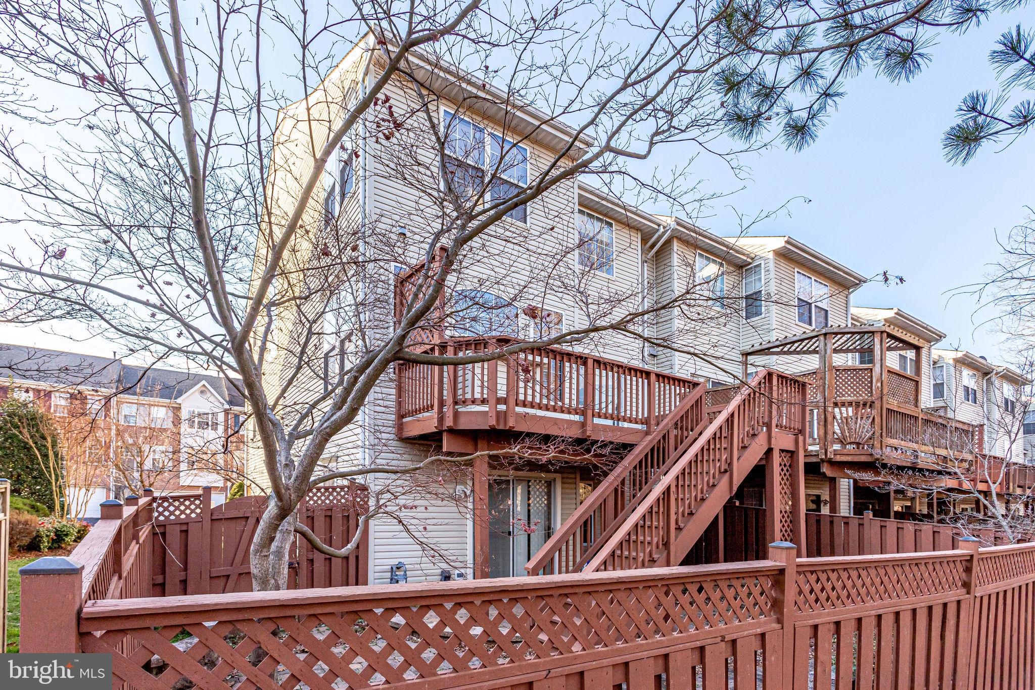 TOWNS AT STUART POINT - Residential Lease