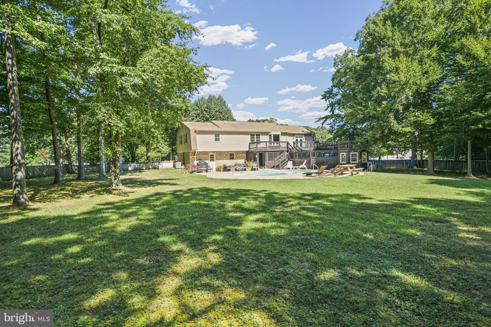 CLARKS RUN - Residential