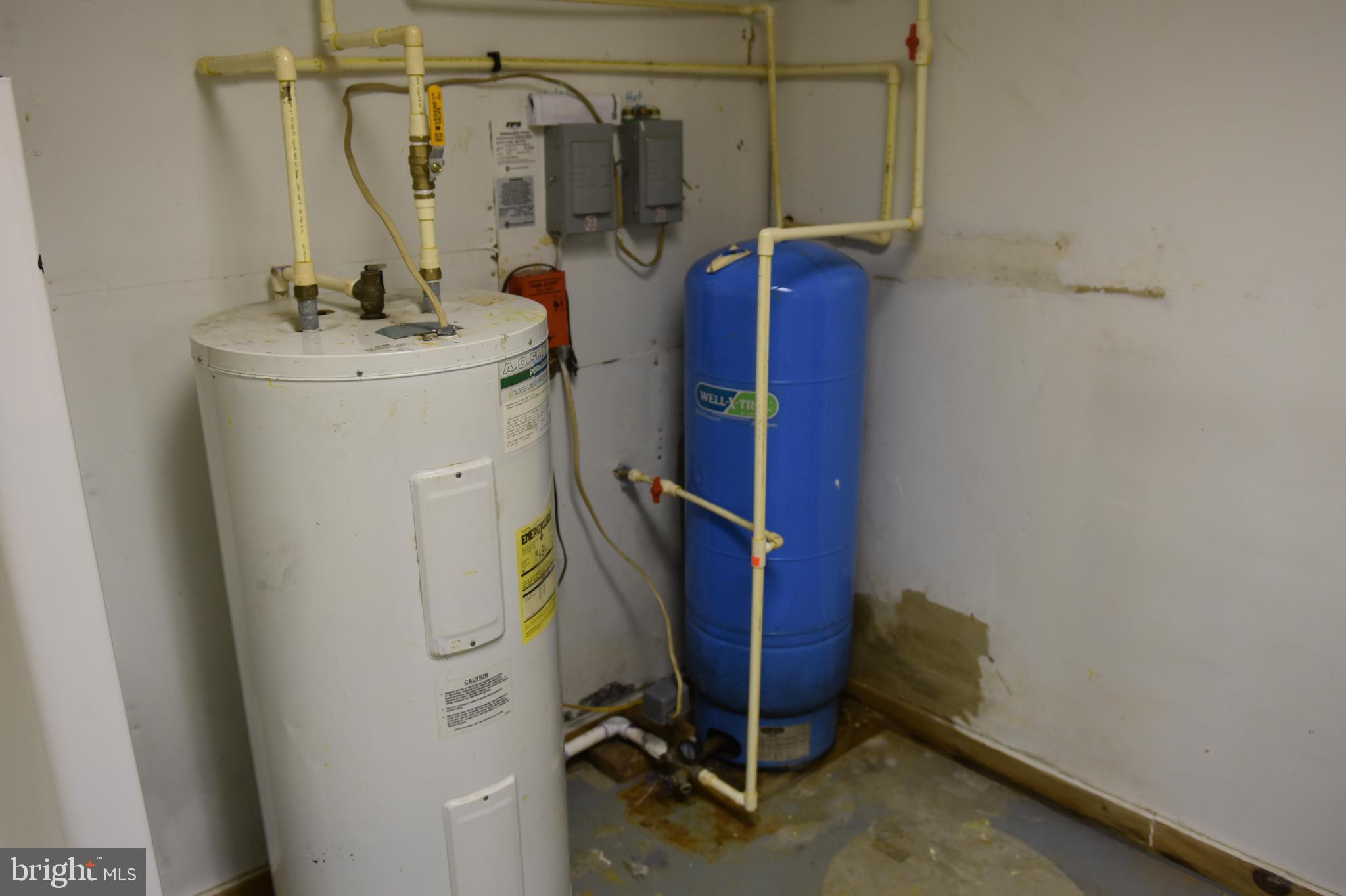 NONE - Commercial Lease