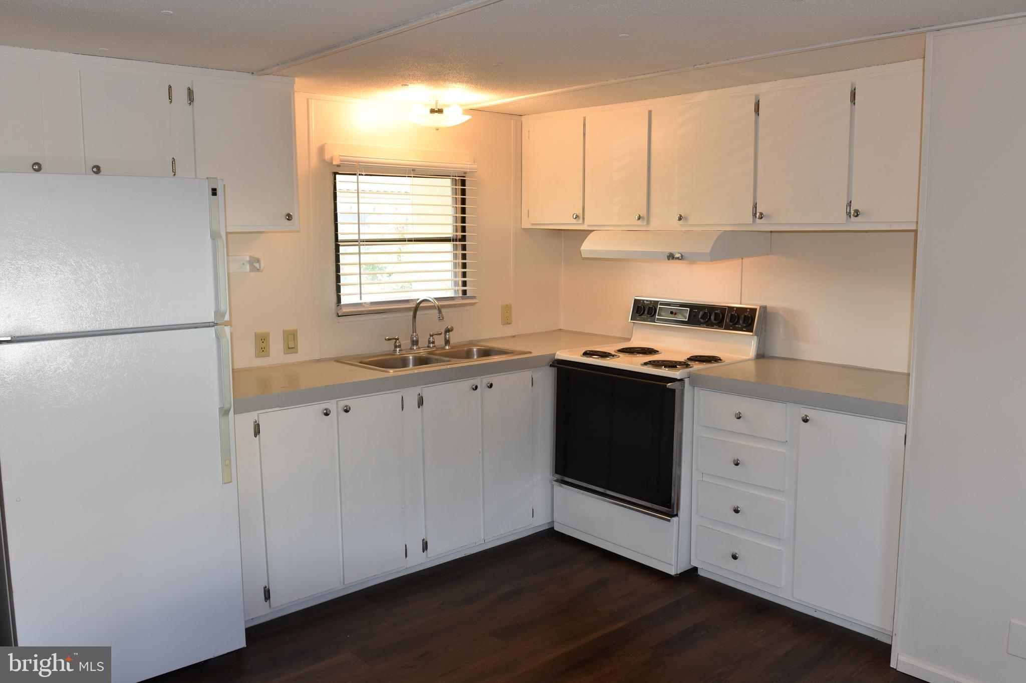 NONE - Commercial Lease