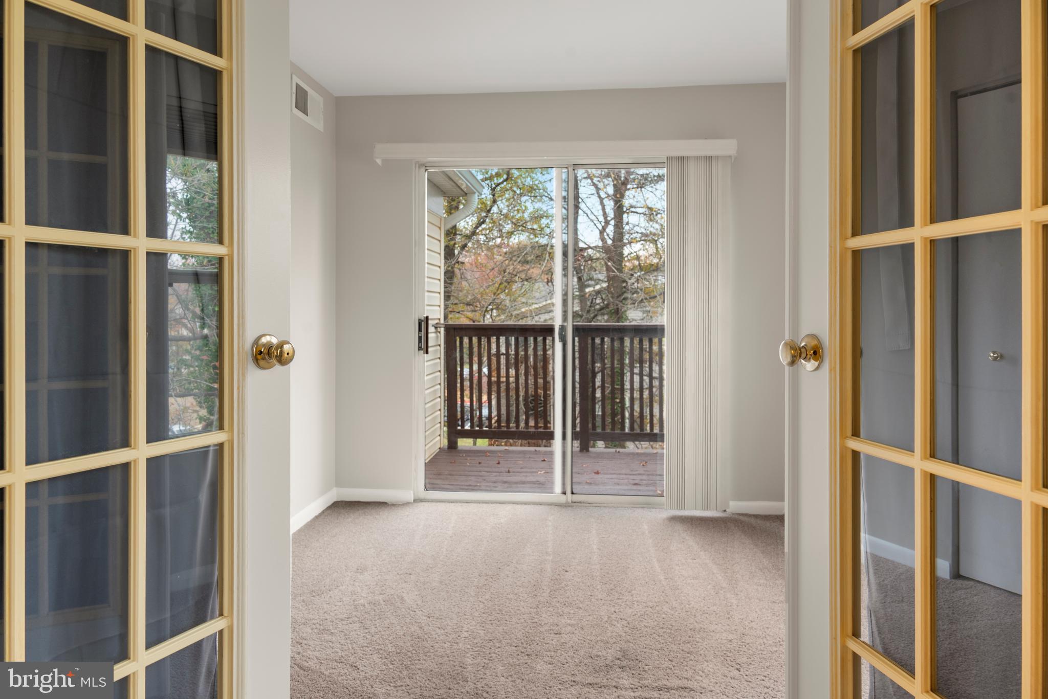 ANNAPOLIS OVERLOOK - Residential Lease