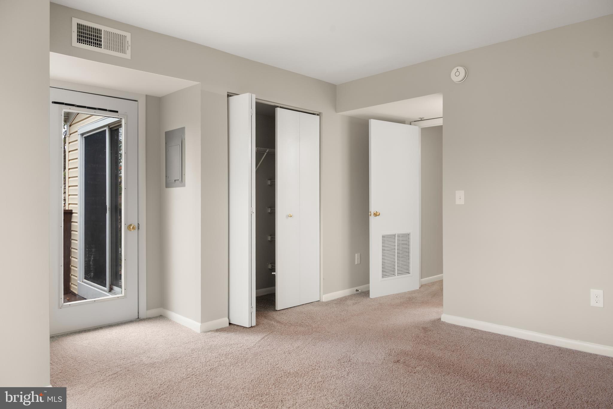 ANNAPOLIS OVERLOOK - Residential Lease