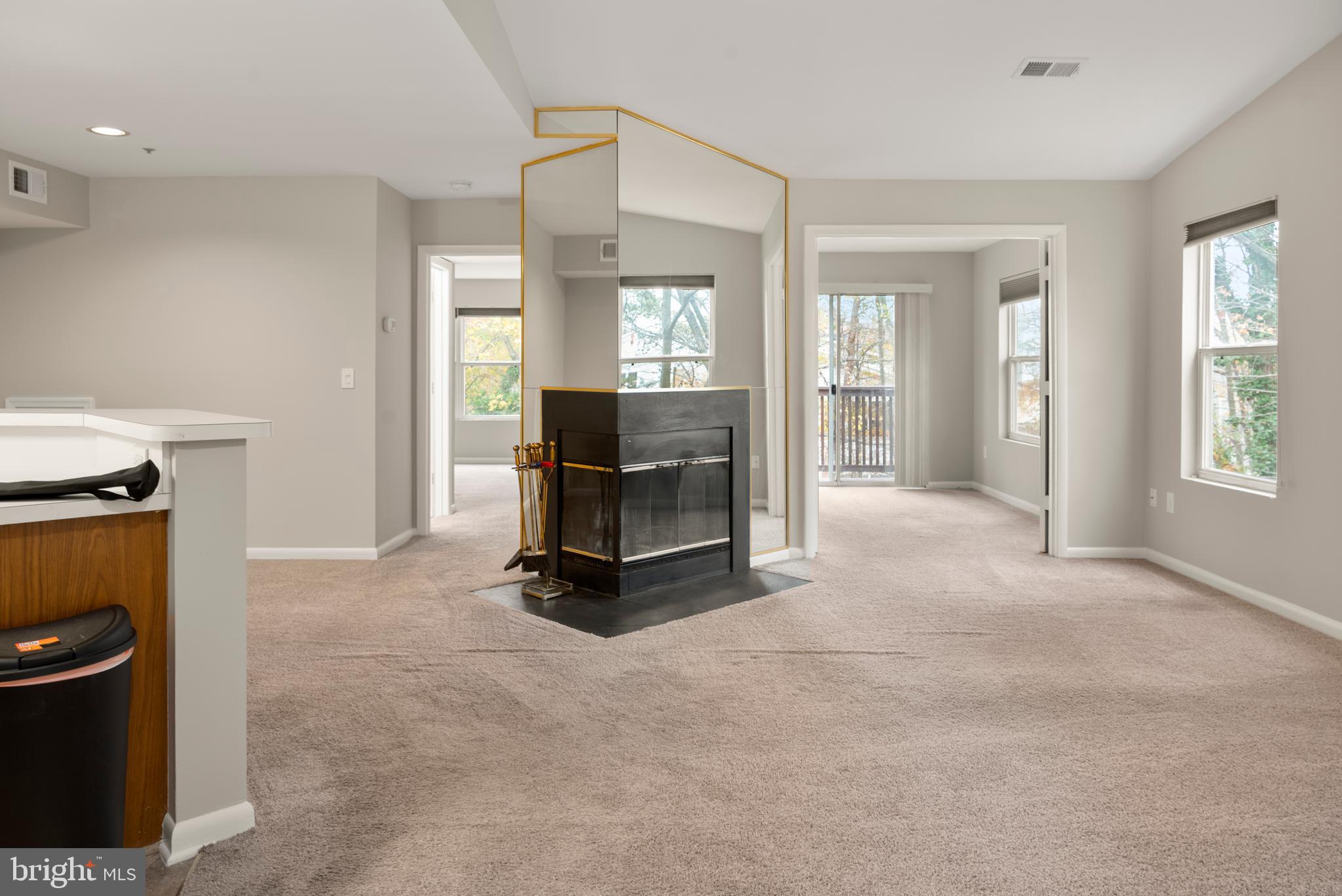 ANNAPOLIS OVERLOOK - Residential Lease