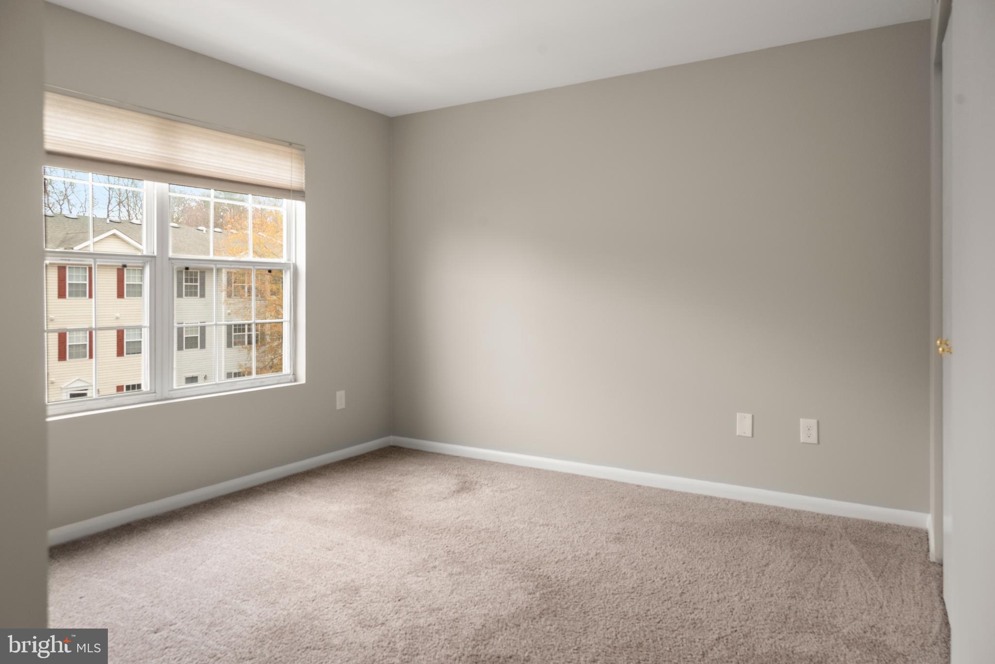 ANNAPOLIS OVERLOOK - Residential Lease