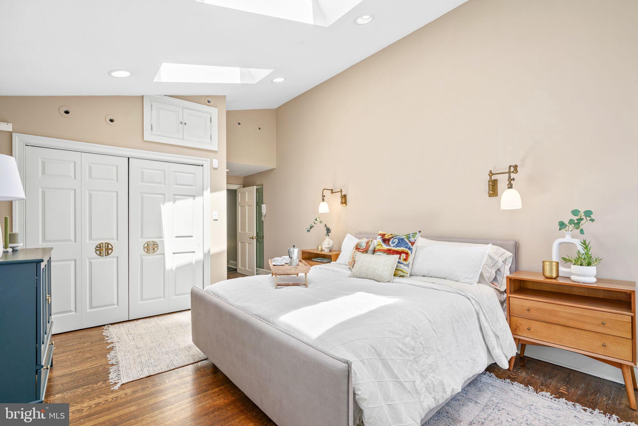 RITTENHOUSE SQUARE - Residential