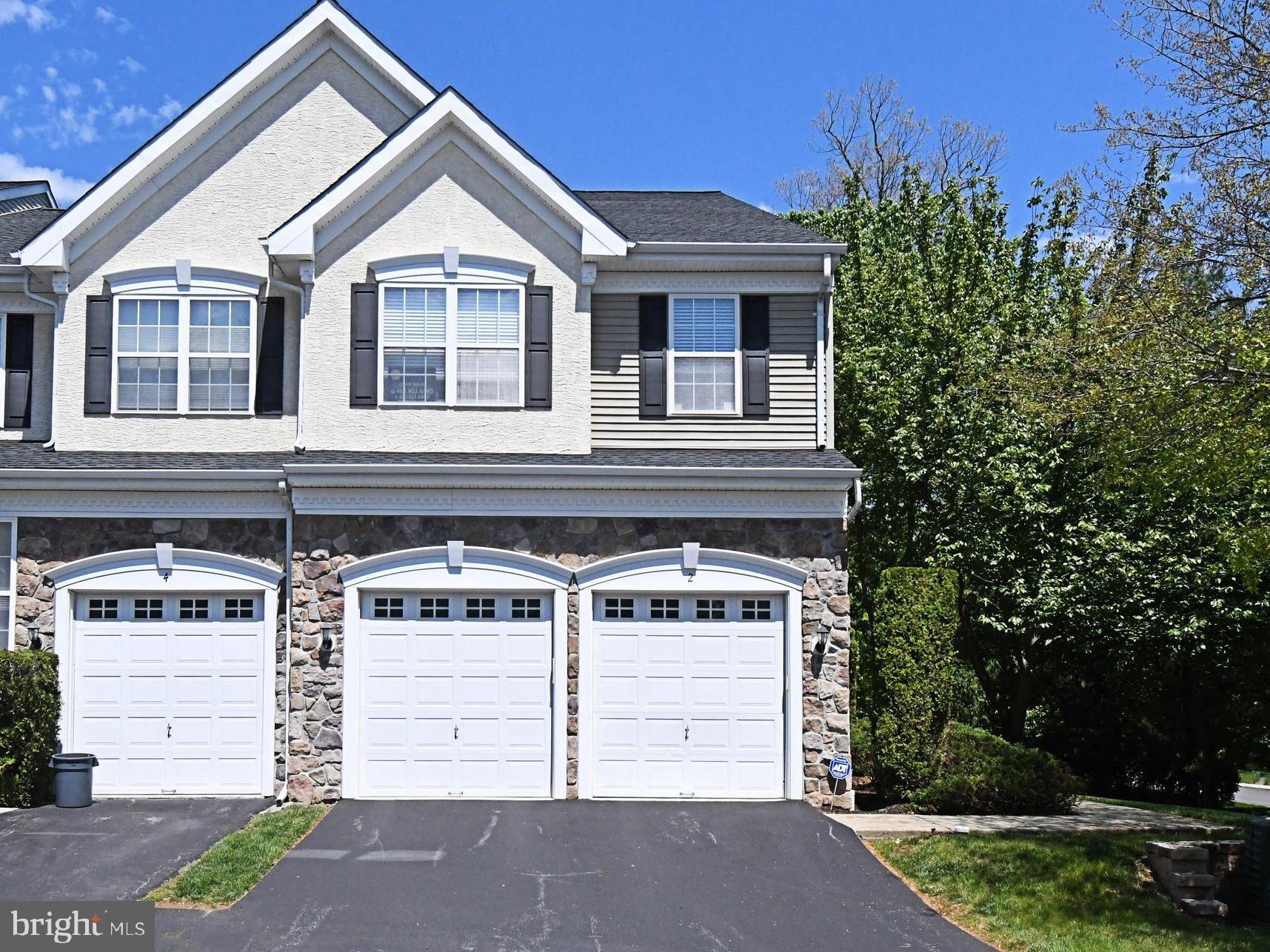 2 LONGVIEW LANE