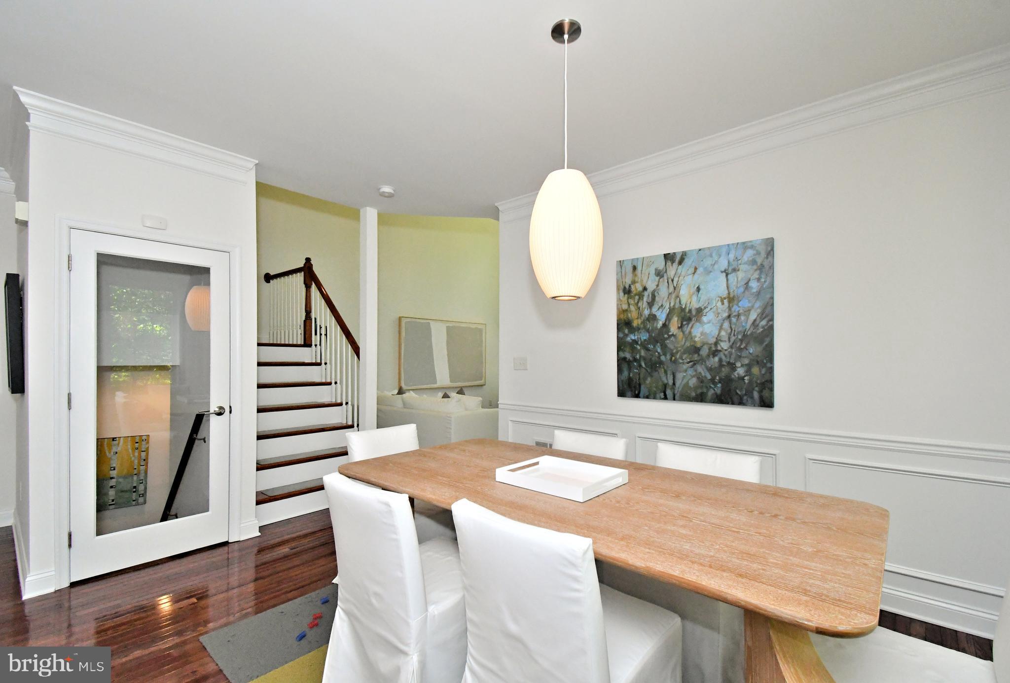 2 LONGVIEW LANE