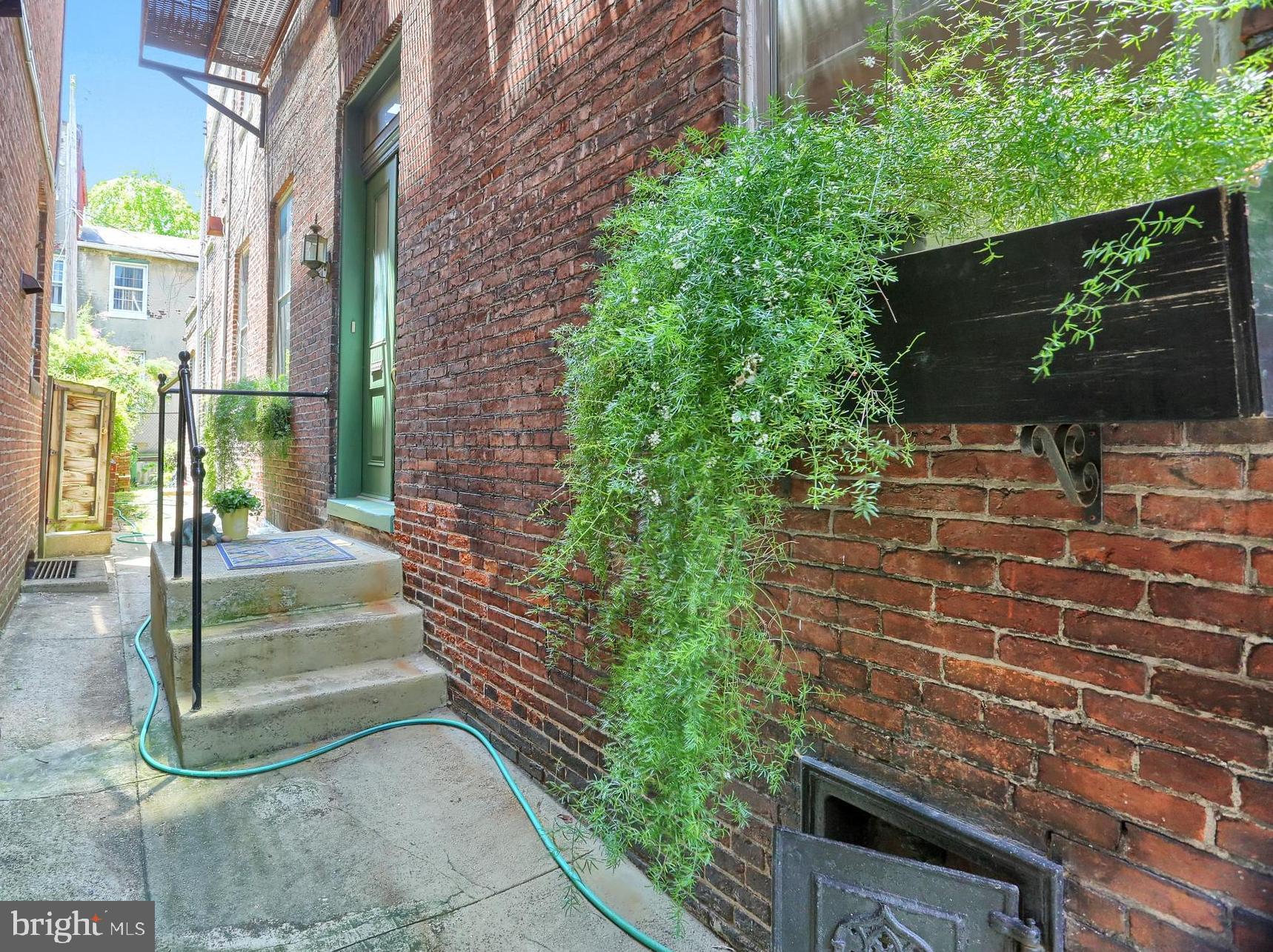 BOLTON HILL HISTORIC DISTRICT - Residential