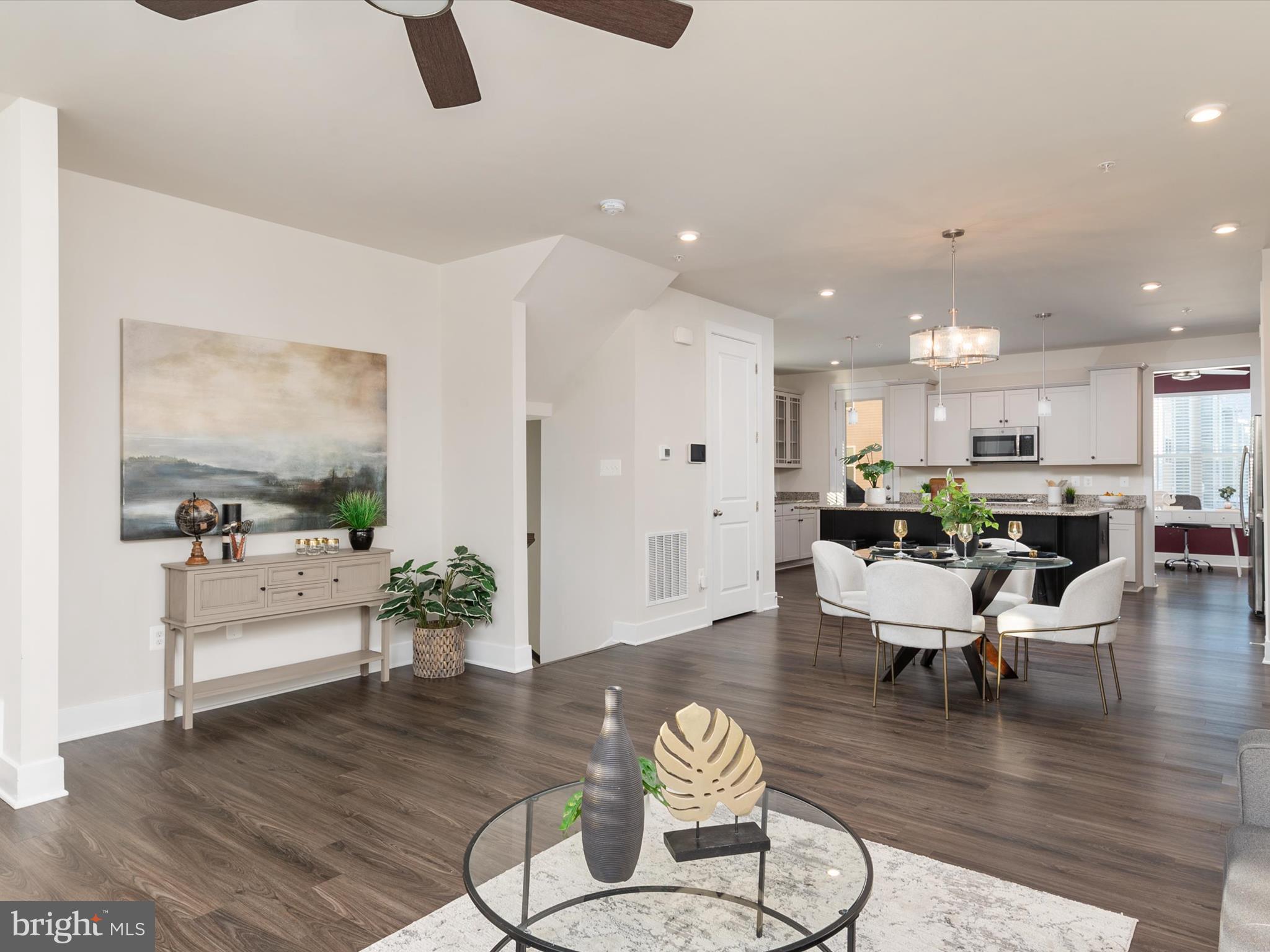 1440 HONEYLOCUST DRIVE