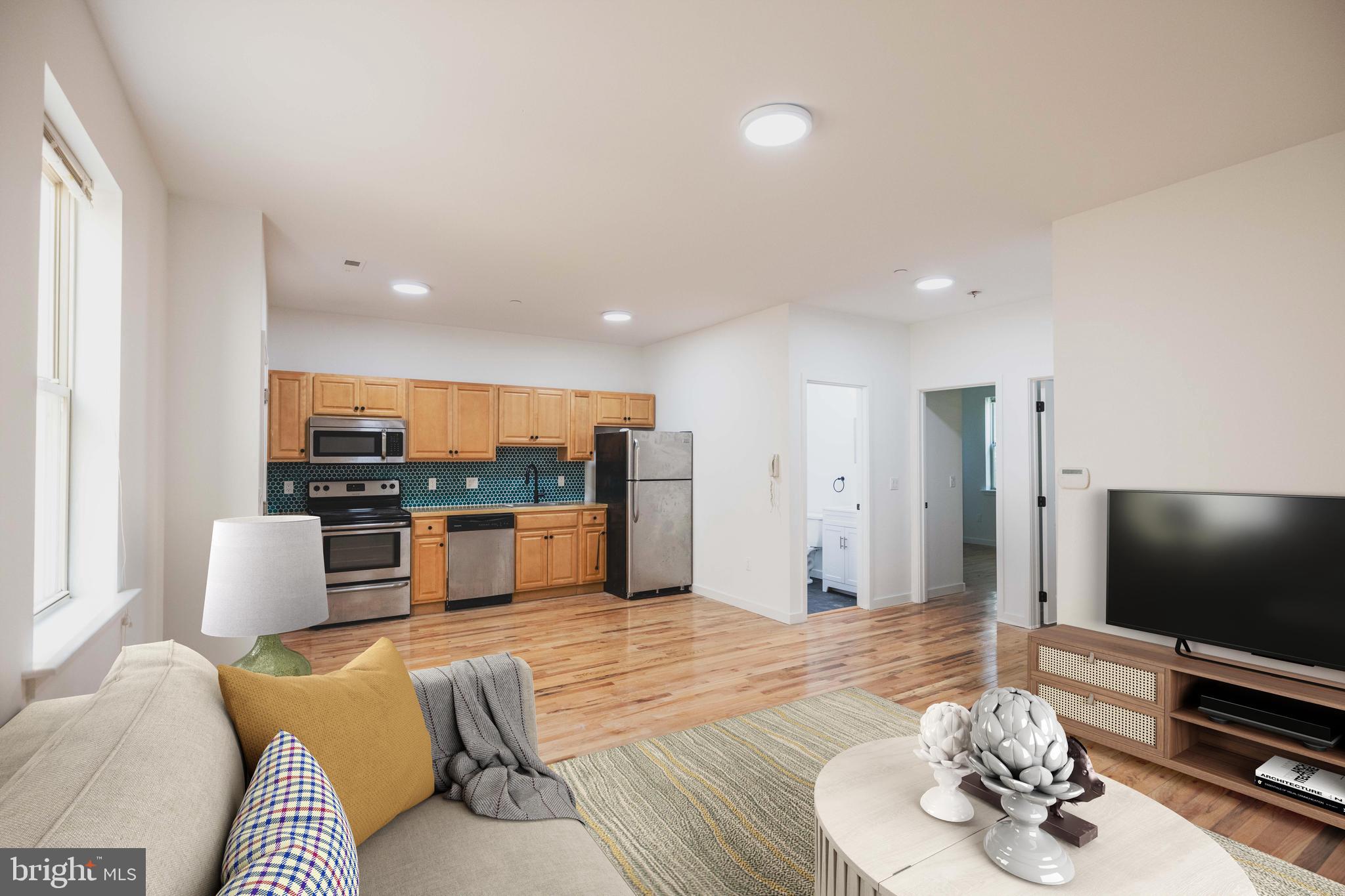 UNIVERSITY CITY - Residential Lease