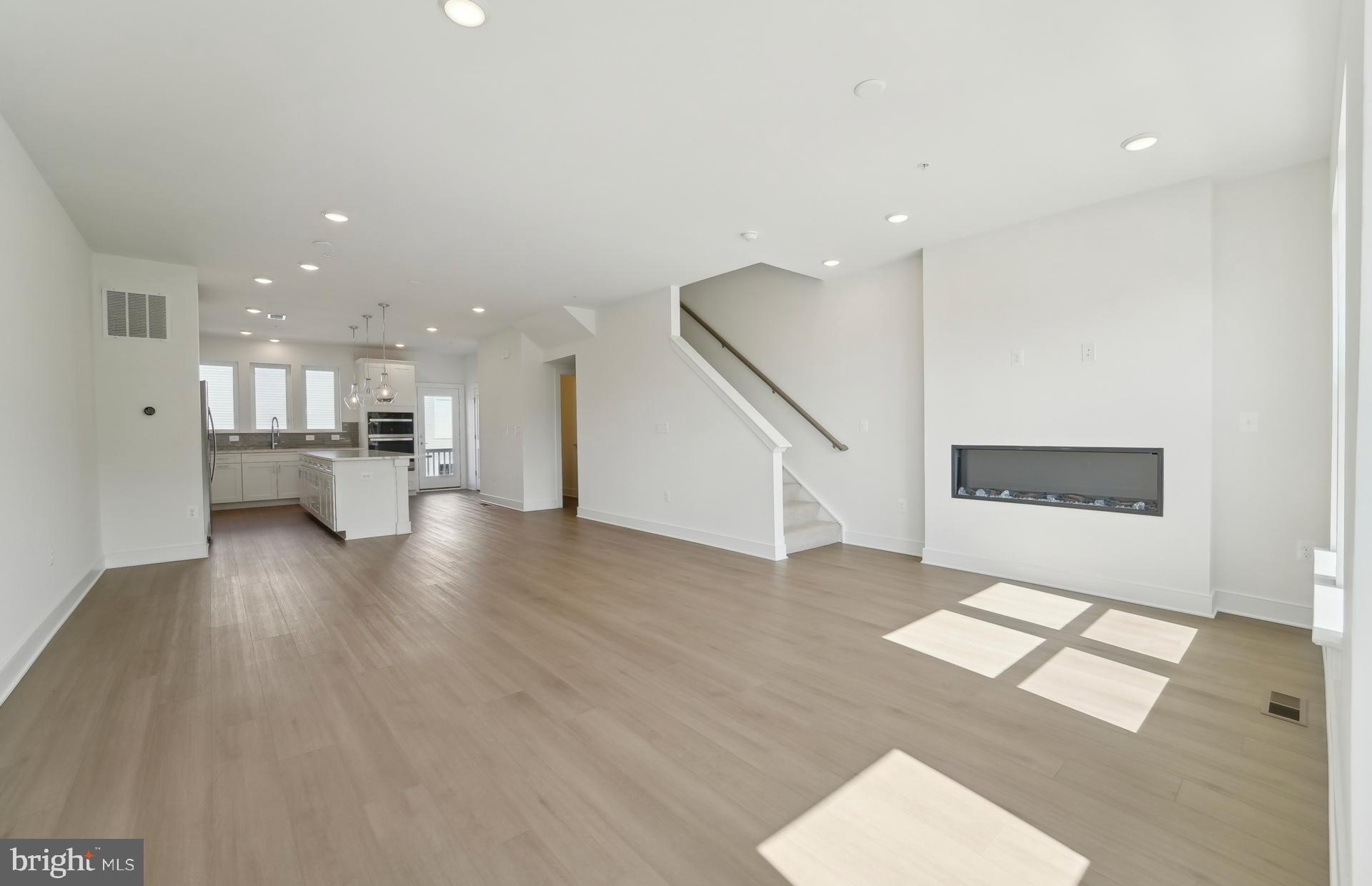 CABIN BRANCH - Residential