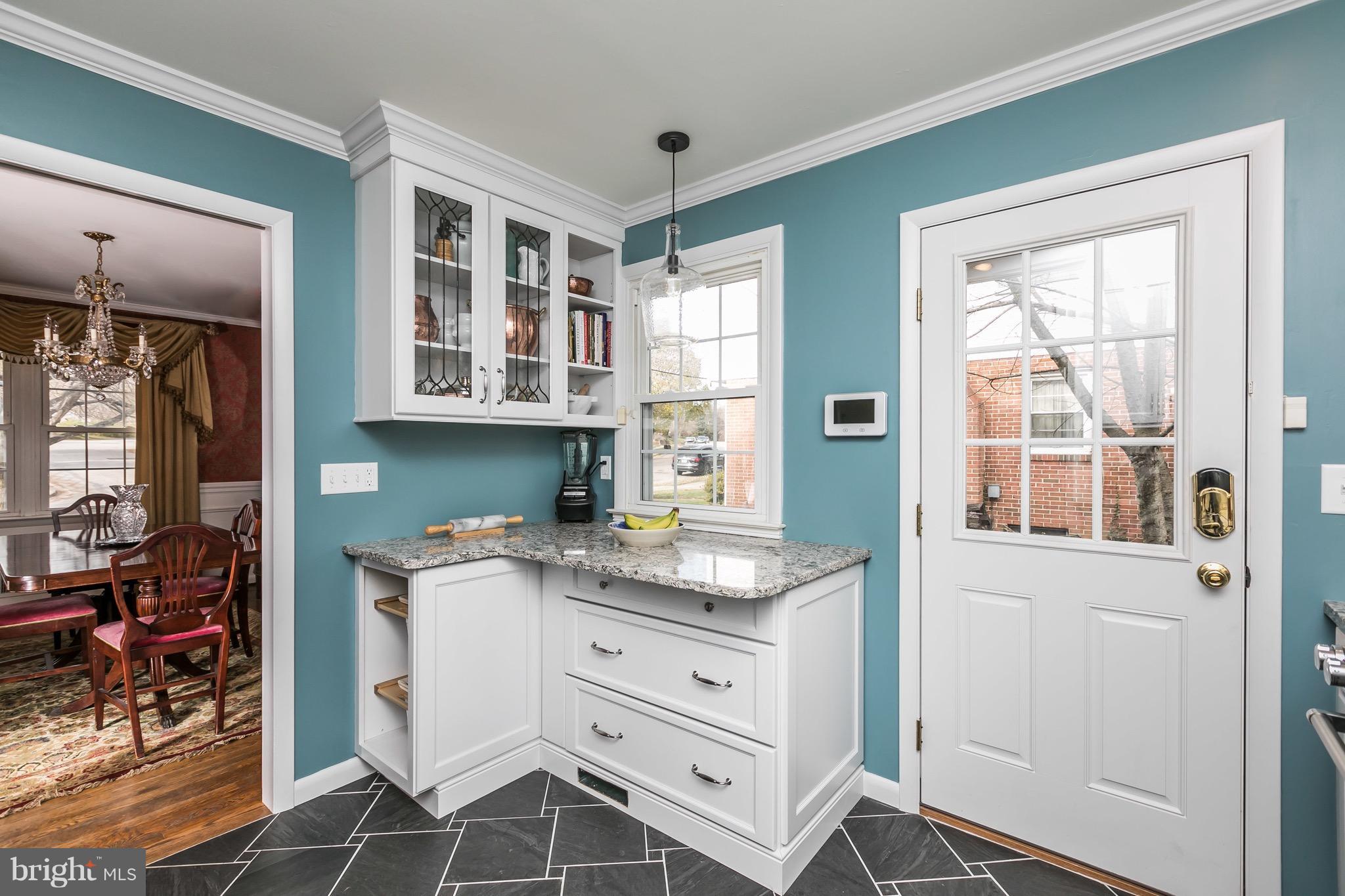 VILLA VUE EAST - Residential