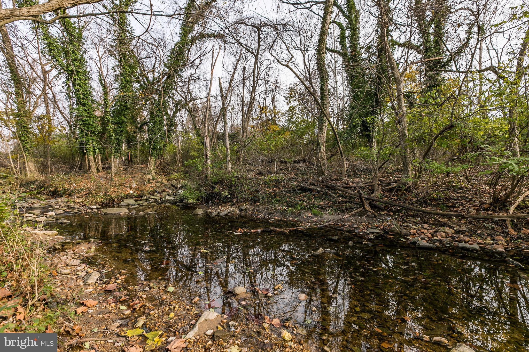 VILLA VUE EAST - Residential