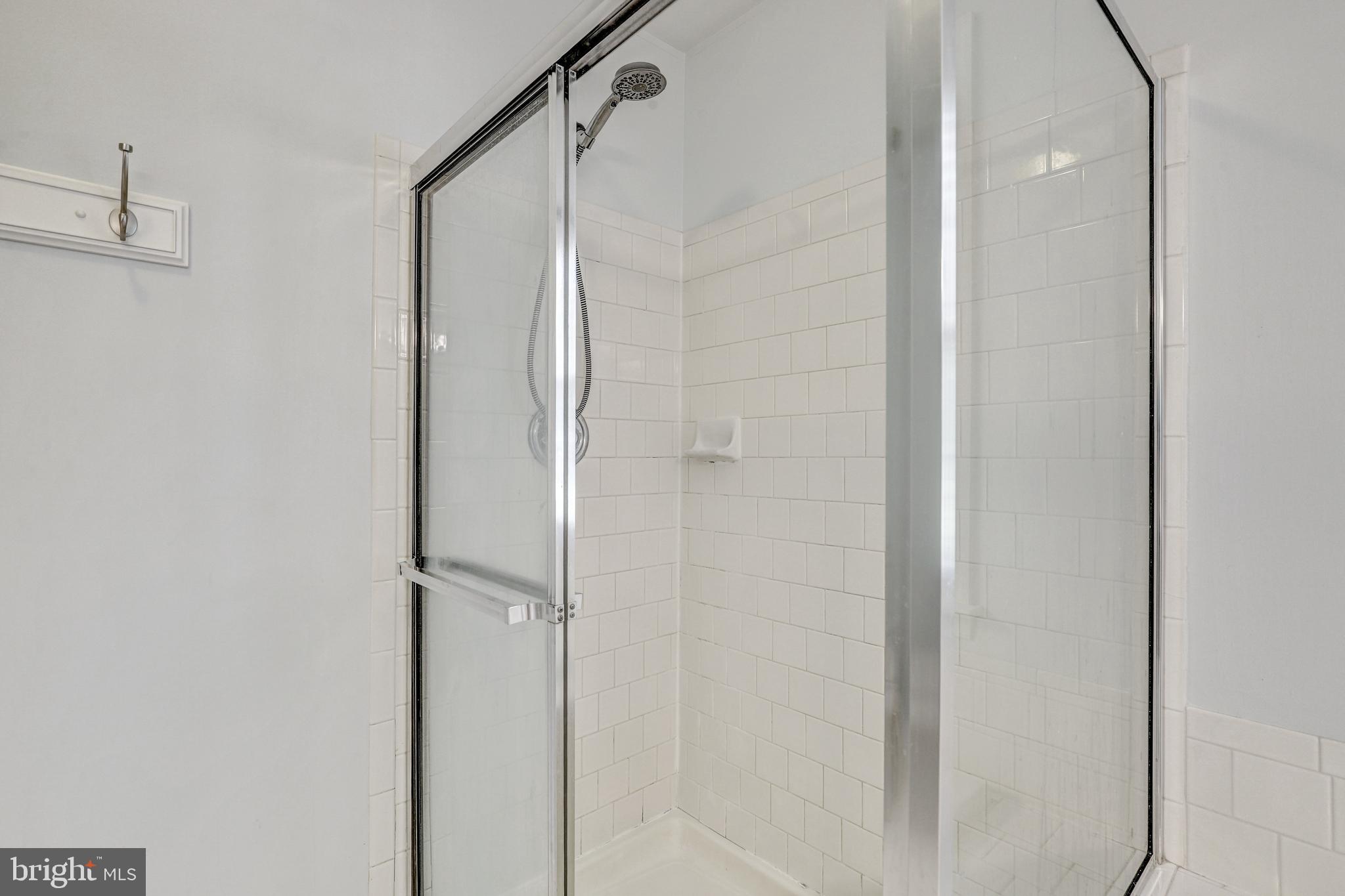 HUNTERS RUN - Residential