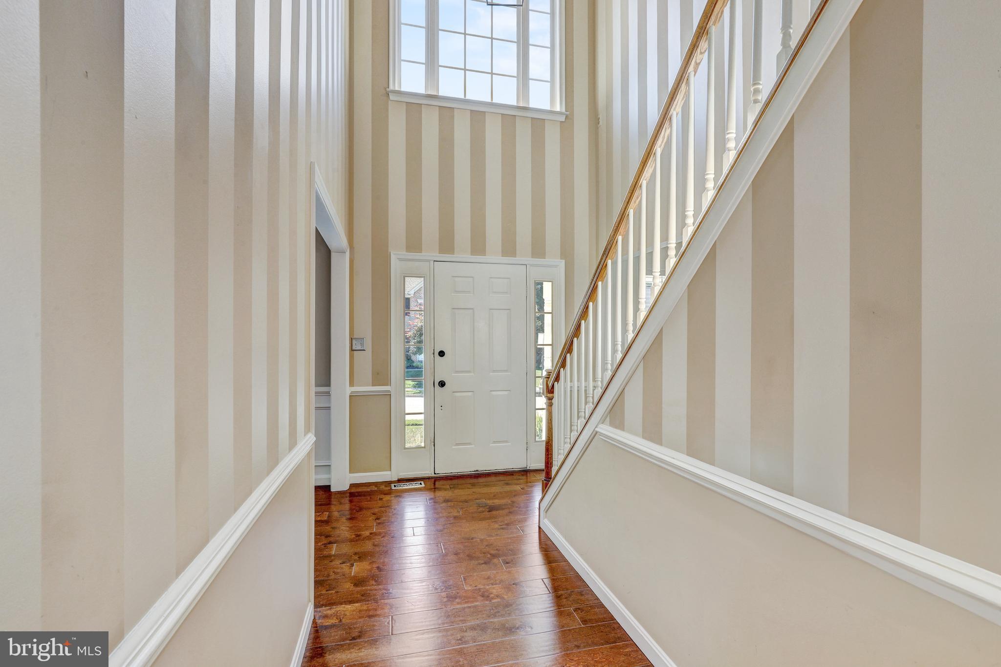 6 BLUELEAF COURT