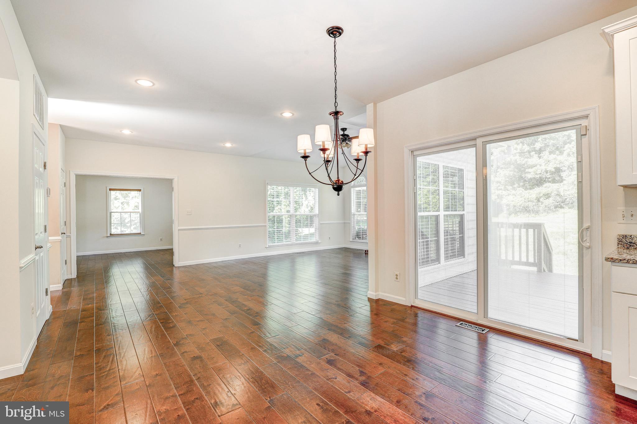 HUNTERS RUN - Residential