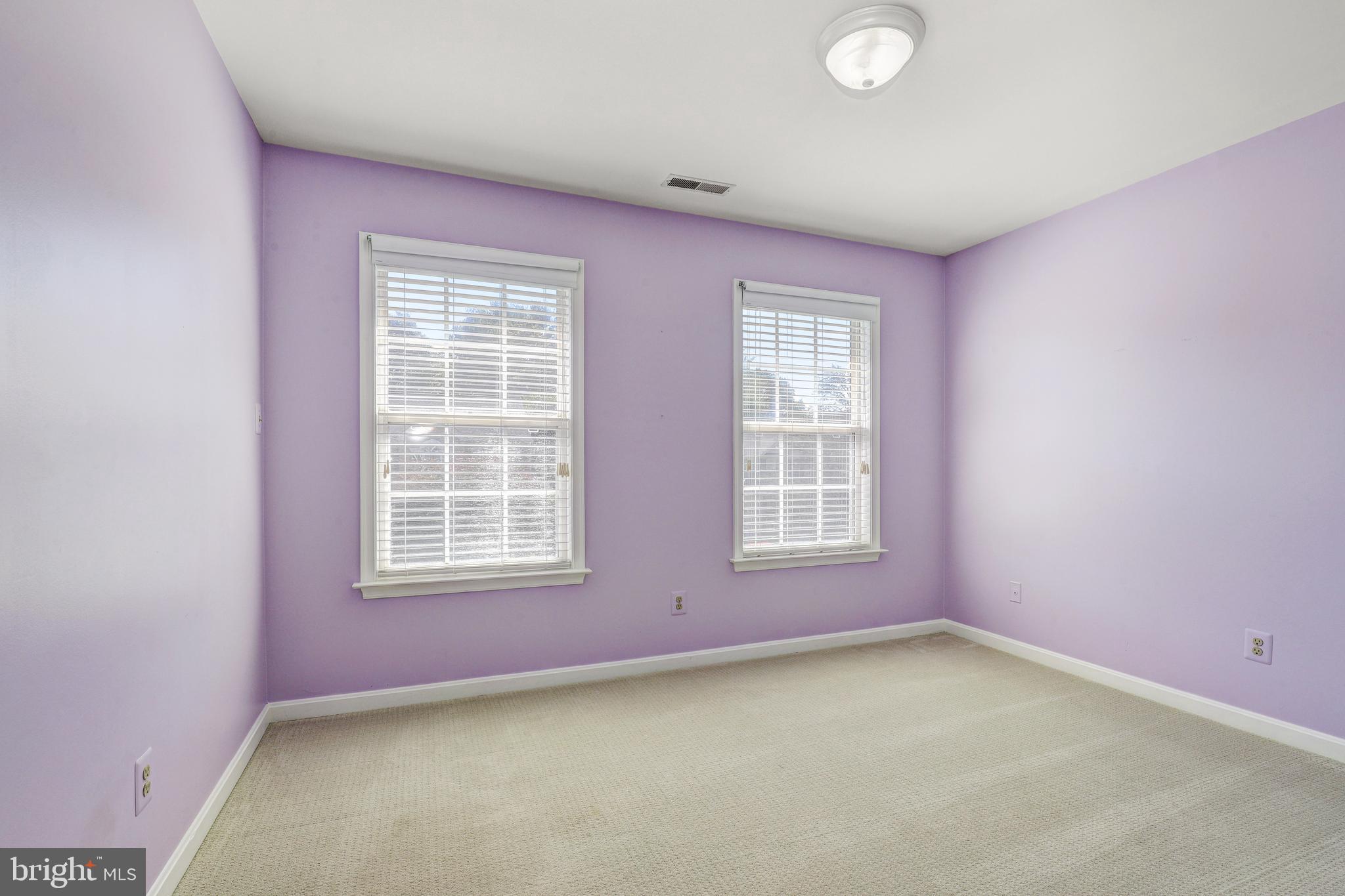 HUNTERS RUN - Residential