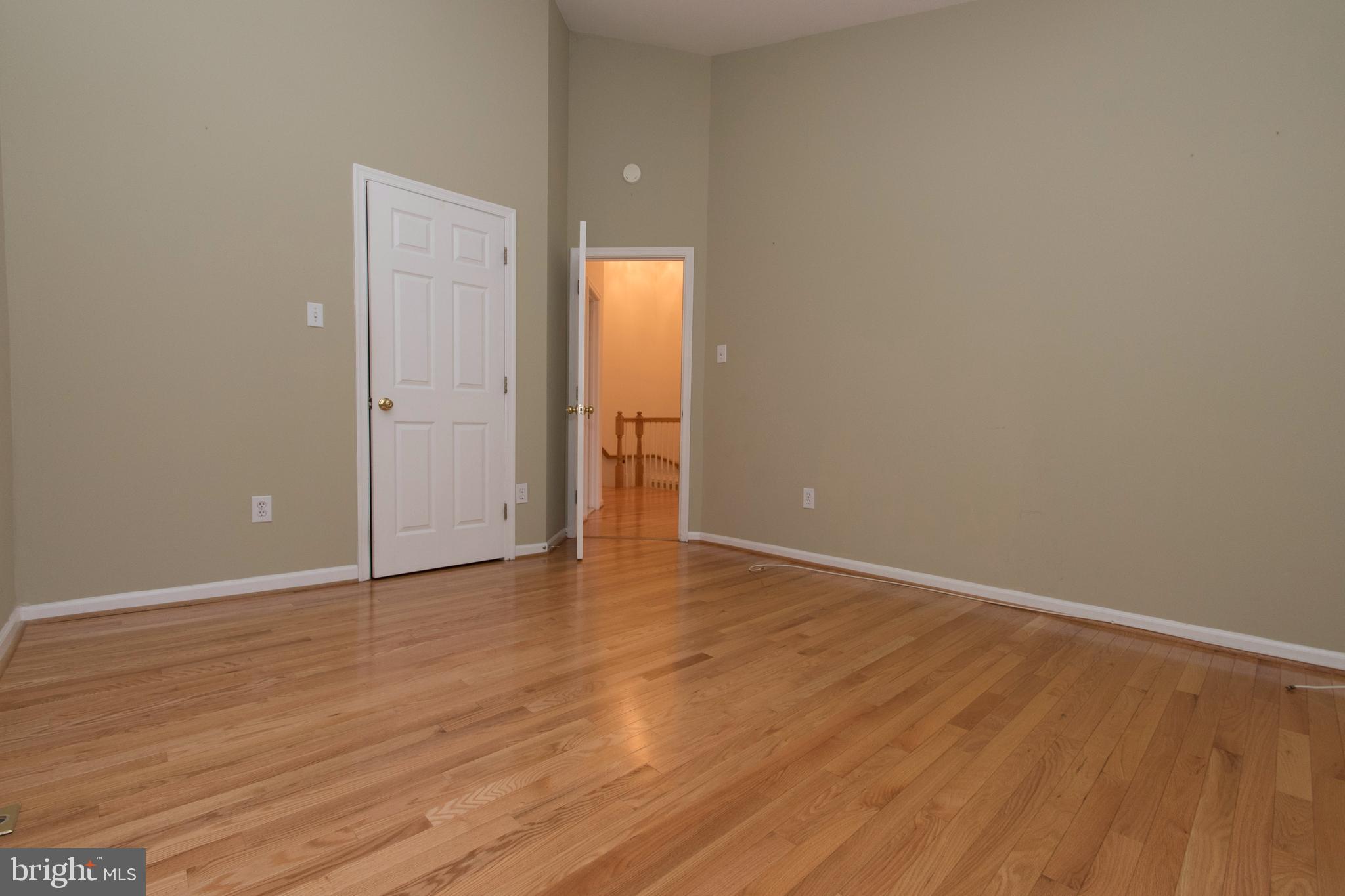 CLOPPERS MILL WEST - Residential Lease